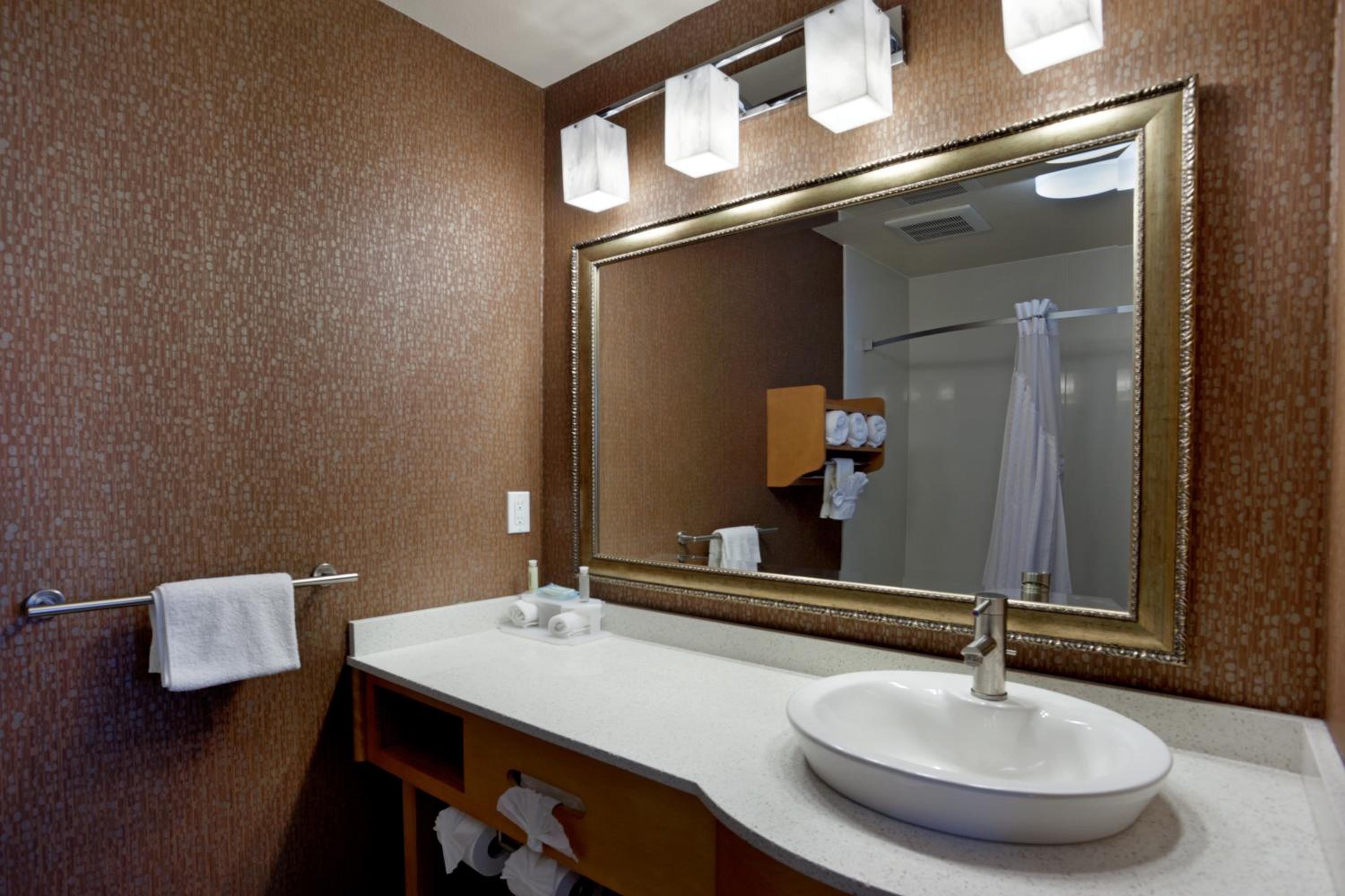 Double Room with Two Double Beds - Photo 3