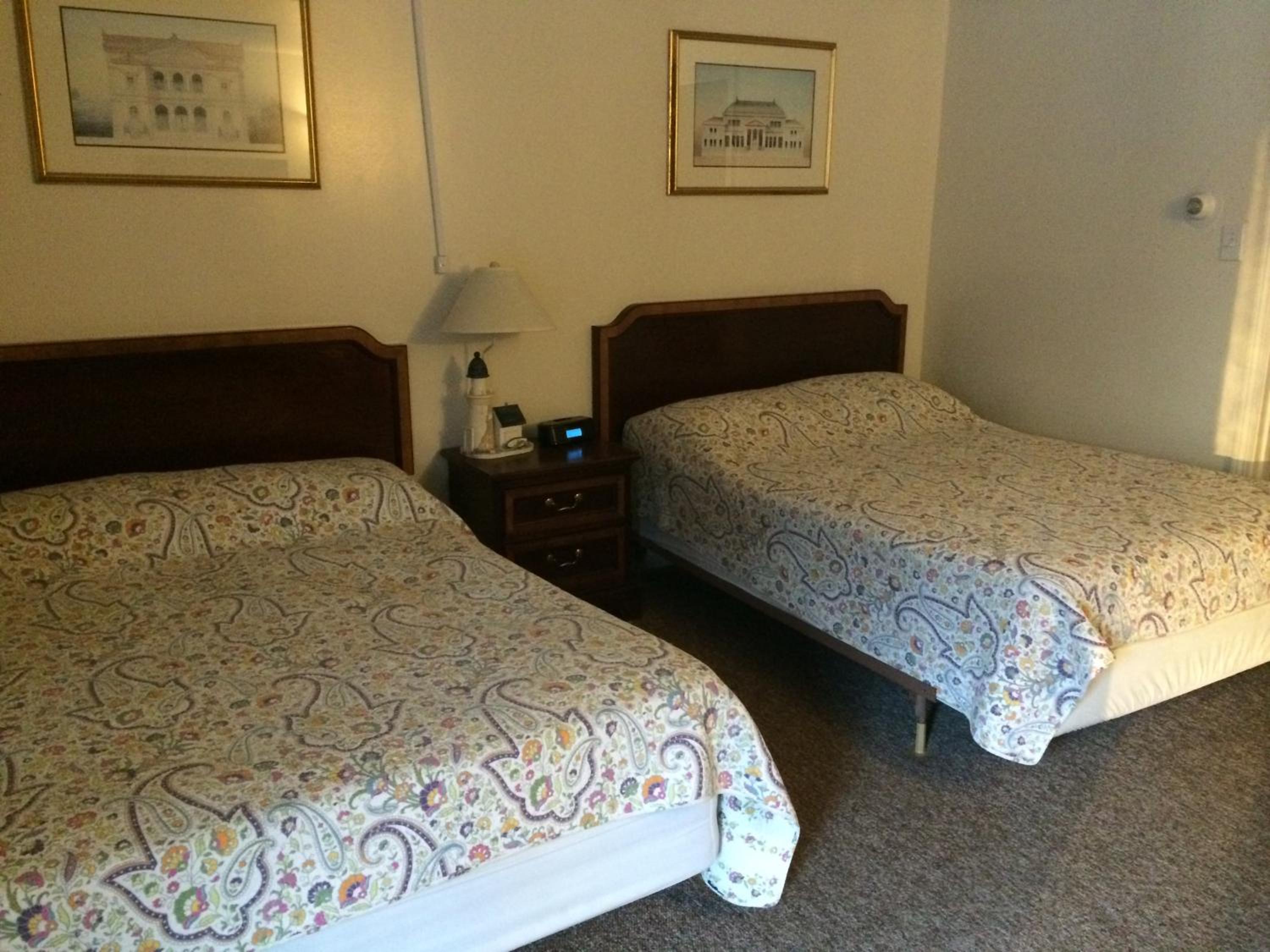 Non Smoking 2 Queen Bed Room
