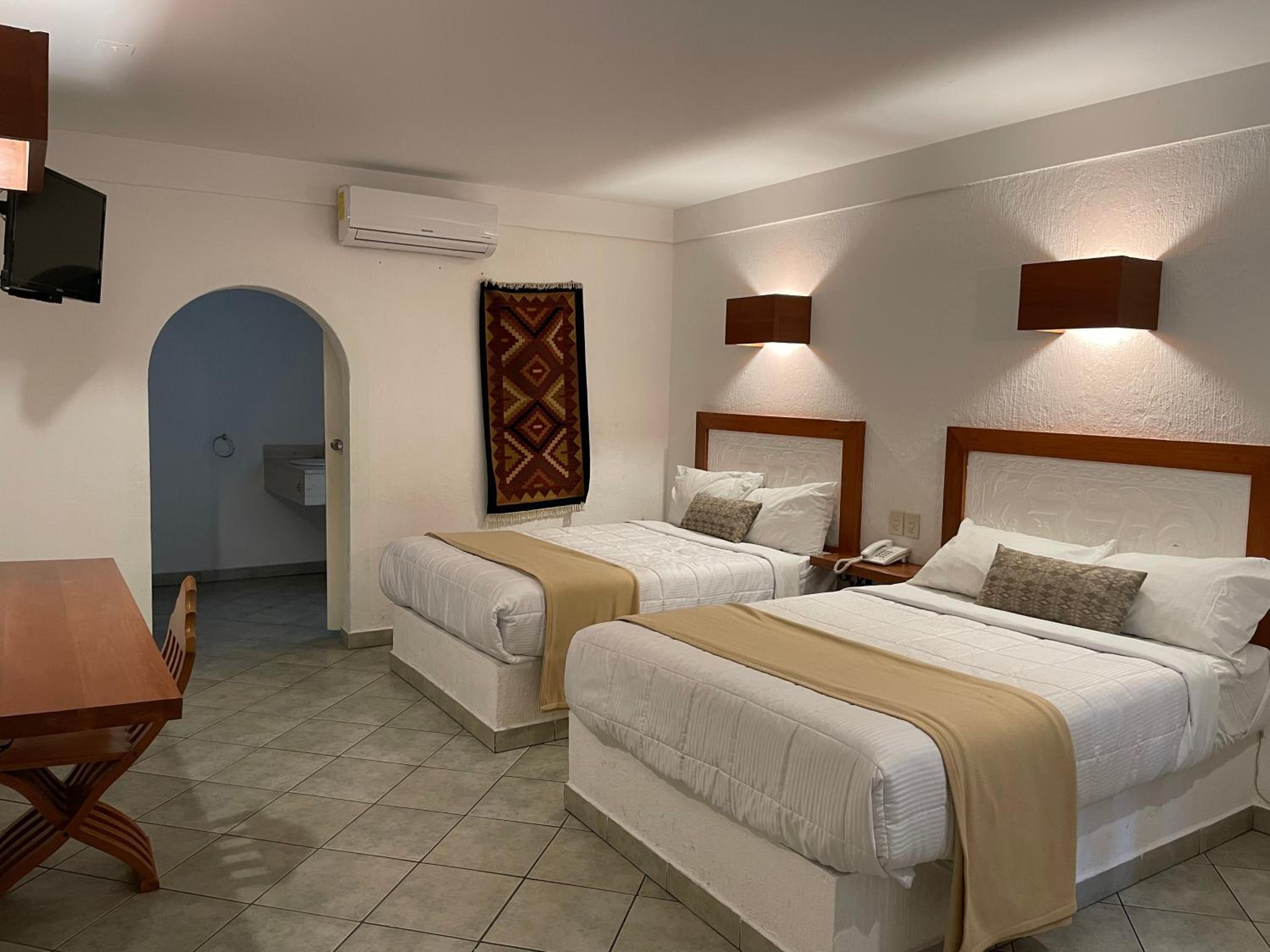 Deluxe Double Room with Two Double Beds photo 1