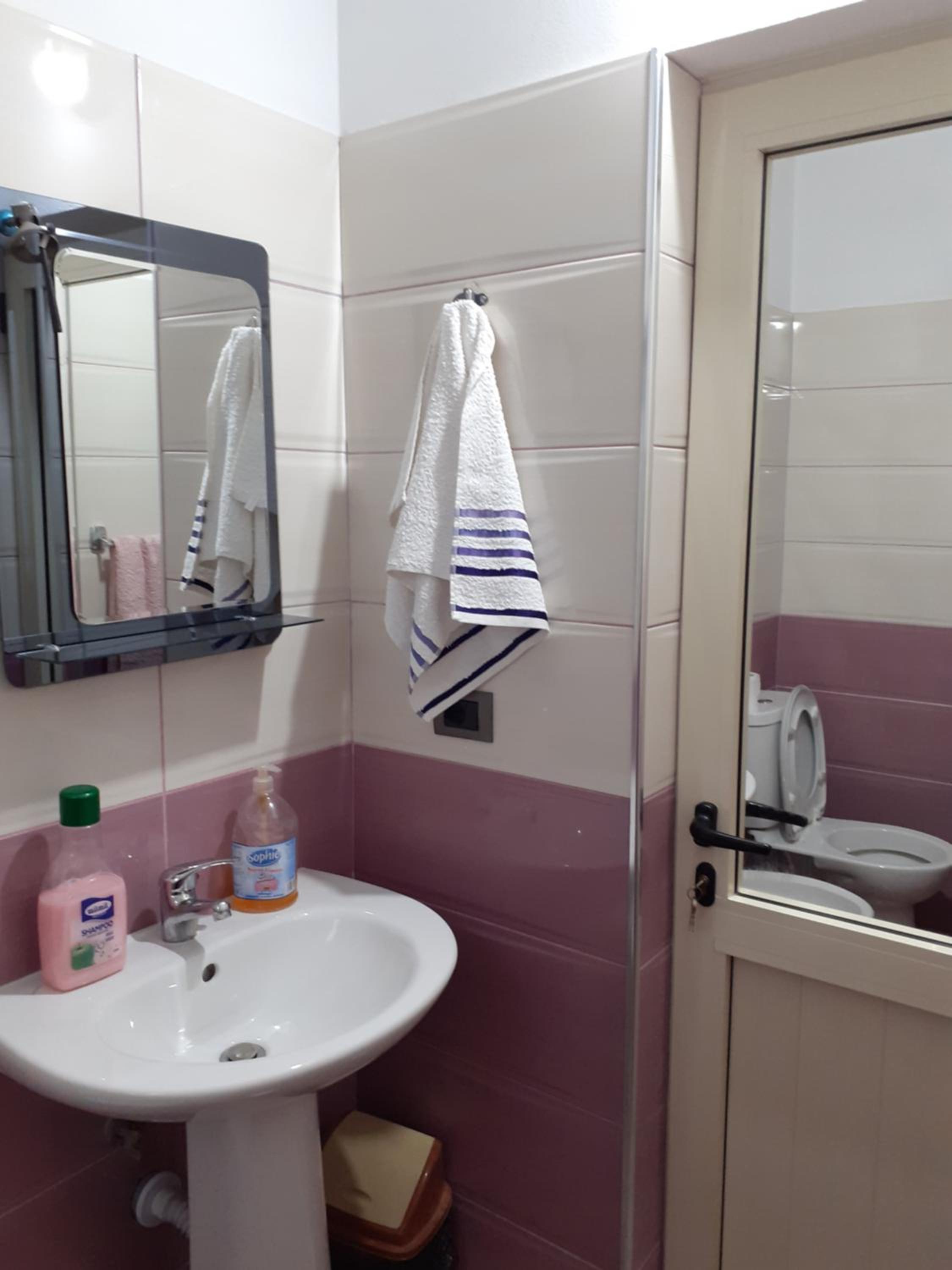 Standard Twin Room with Mountain View photo 3