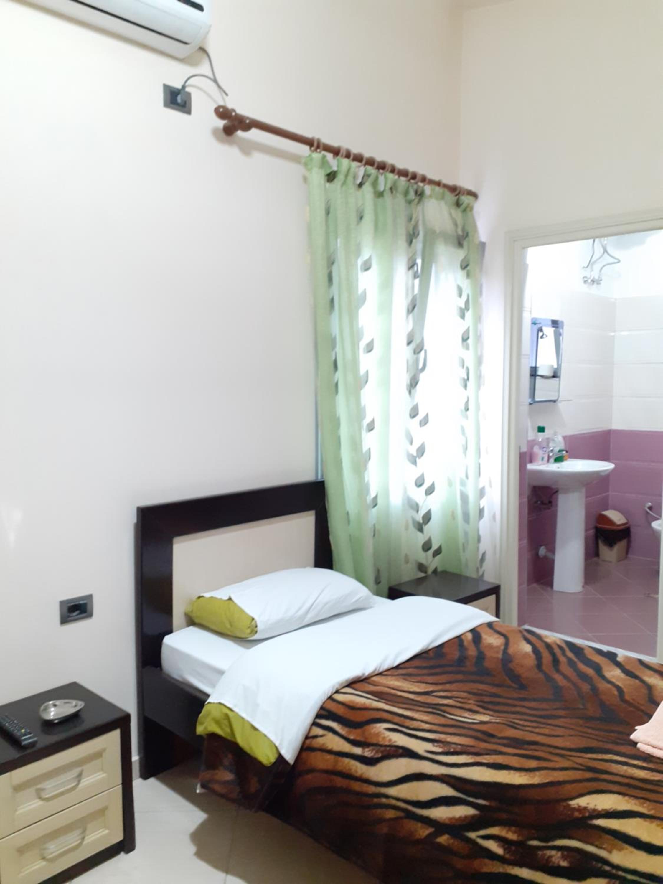 Budget Single Room photo 2