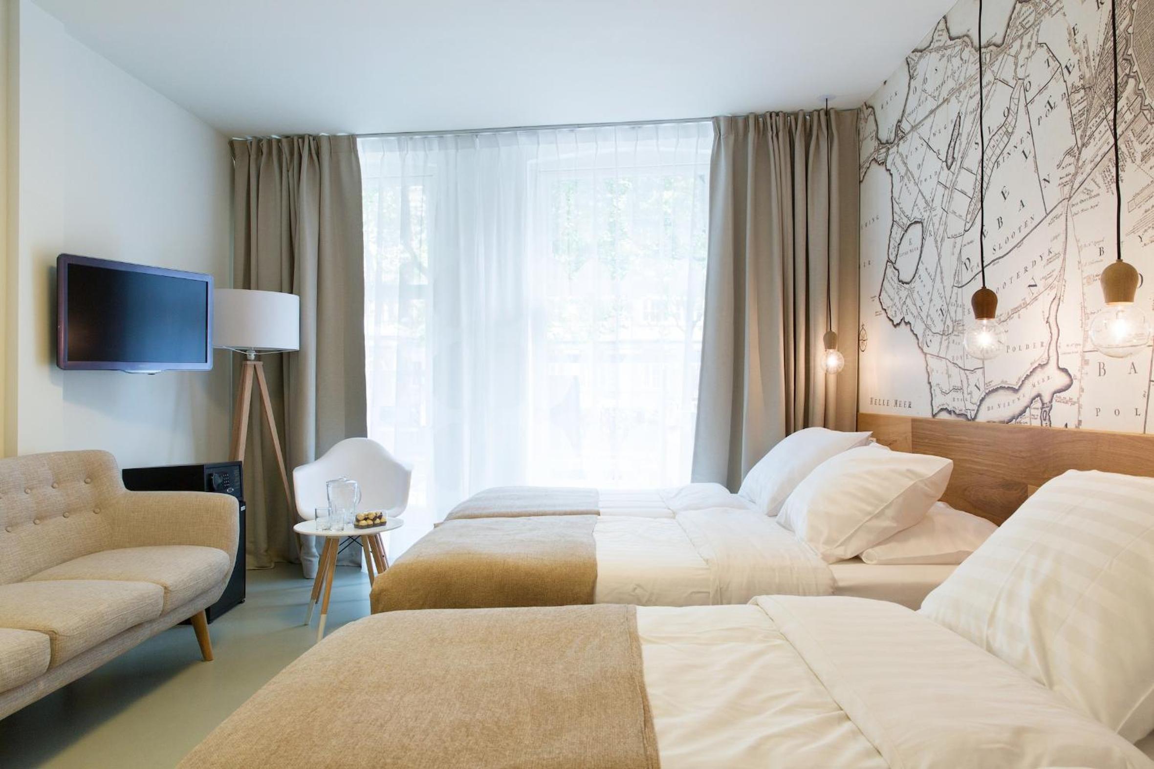 Deluxe Quadruple Room photo 2