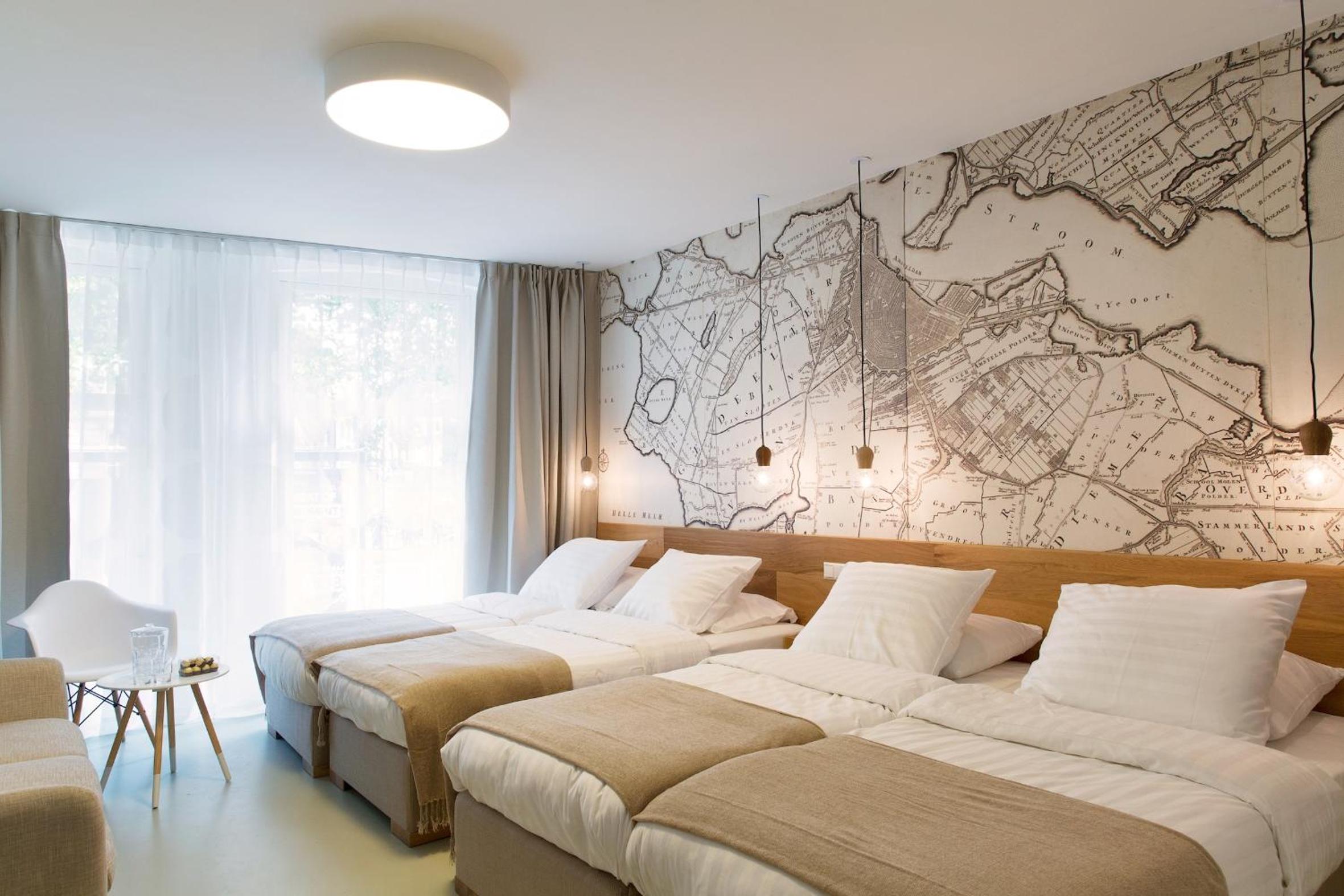 Deluxe Quadruple Room