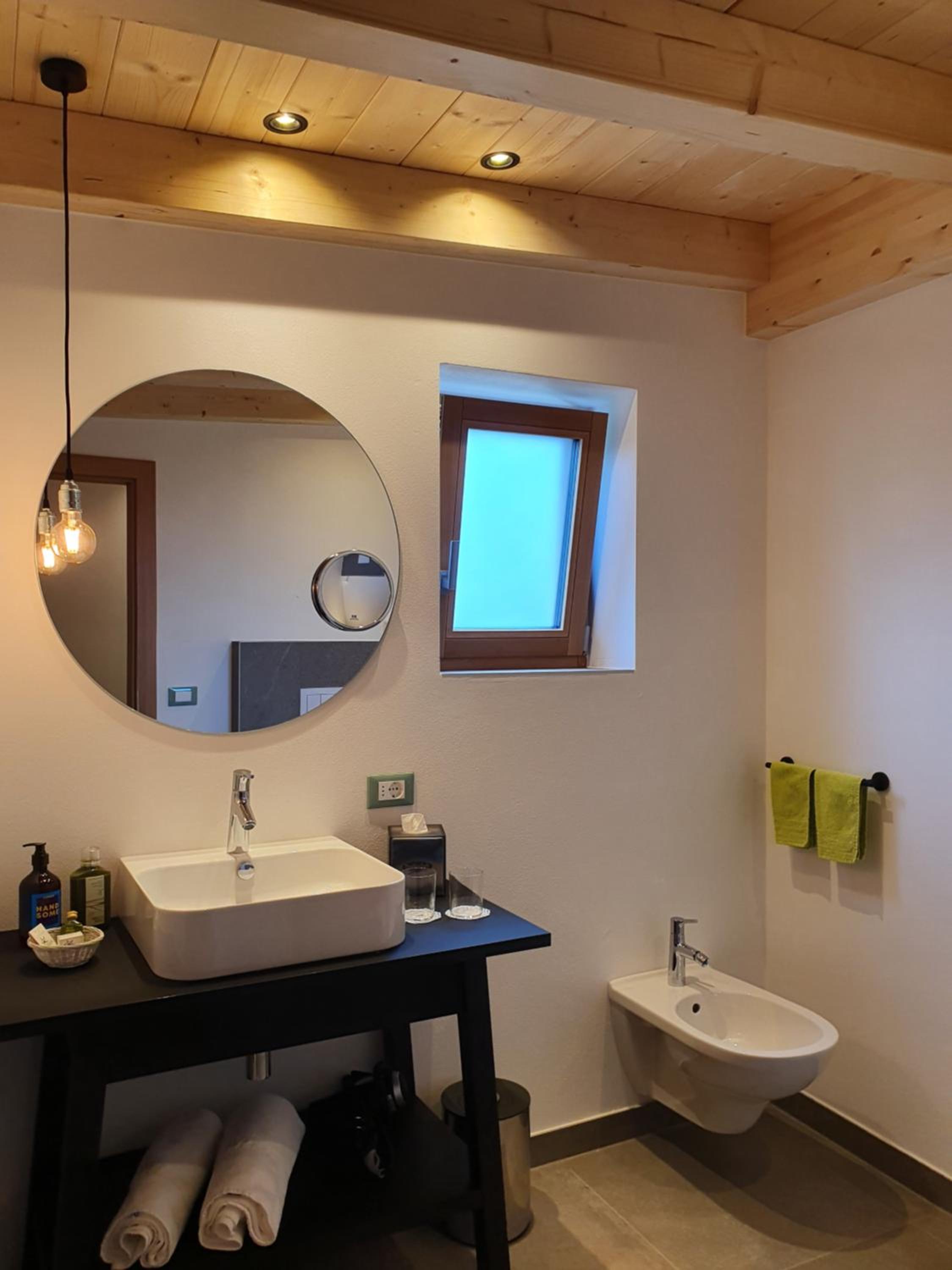 Deluxe Double or Twin Room with Balcony photo 3
