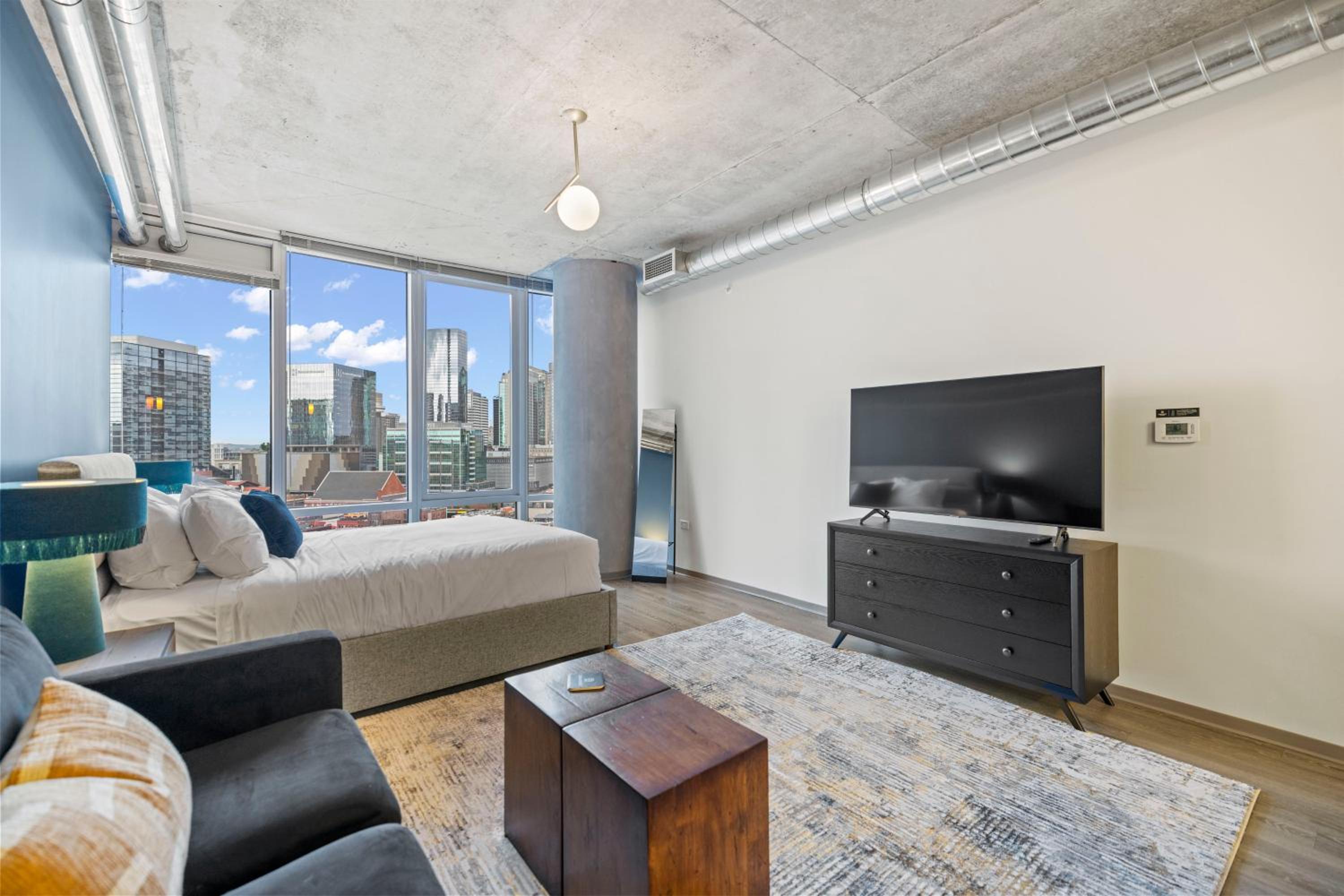 Studio Suite - Photo 8