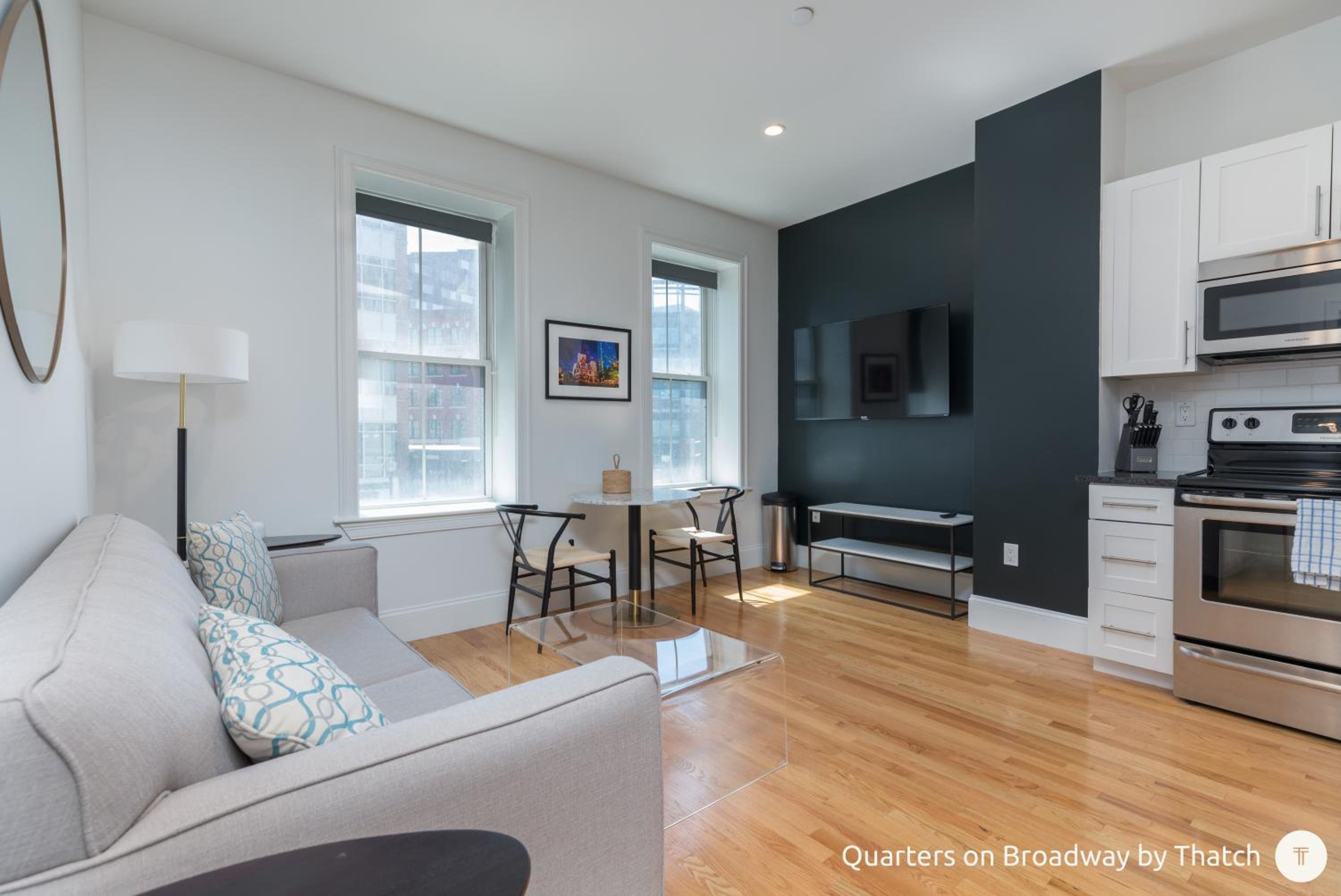 One-Bedroom Apartment - Photo 1