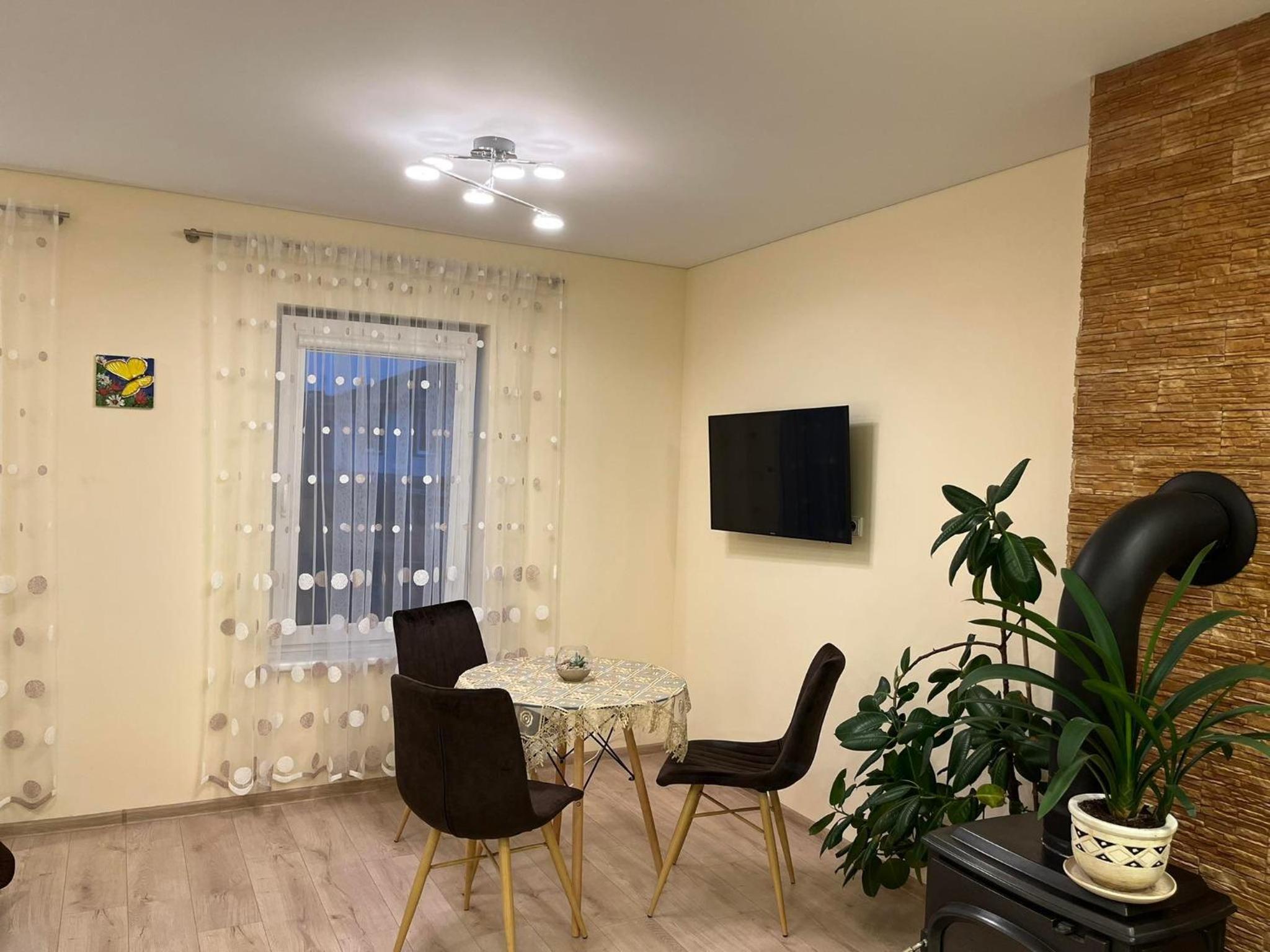 One-Bedroom Apartment - Photo 15