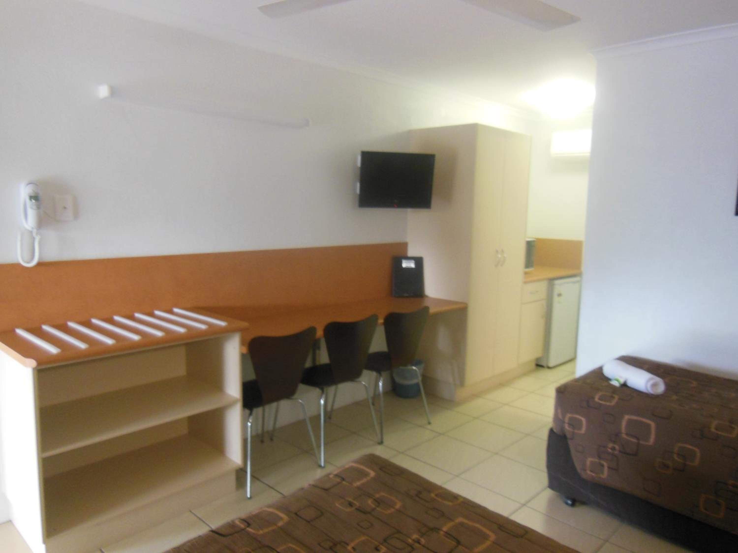 Family Room photo 1