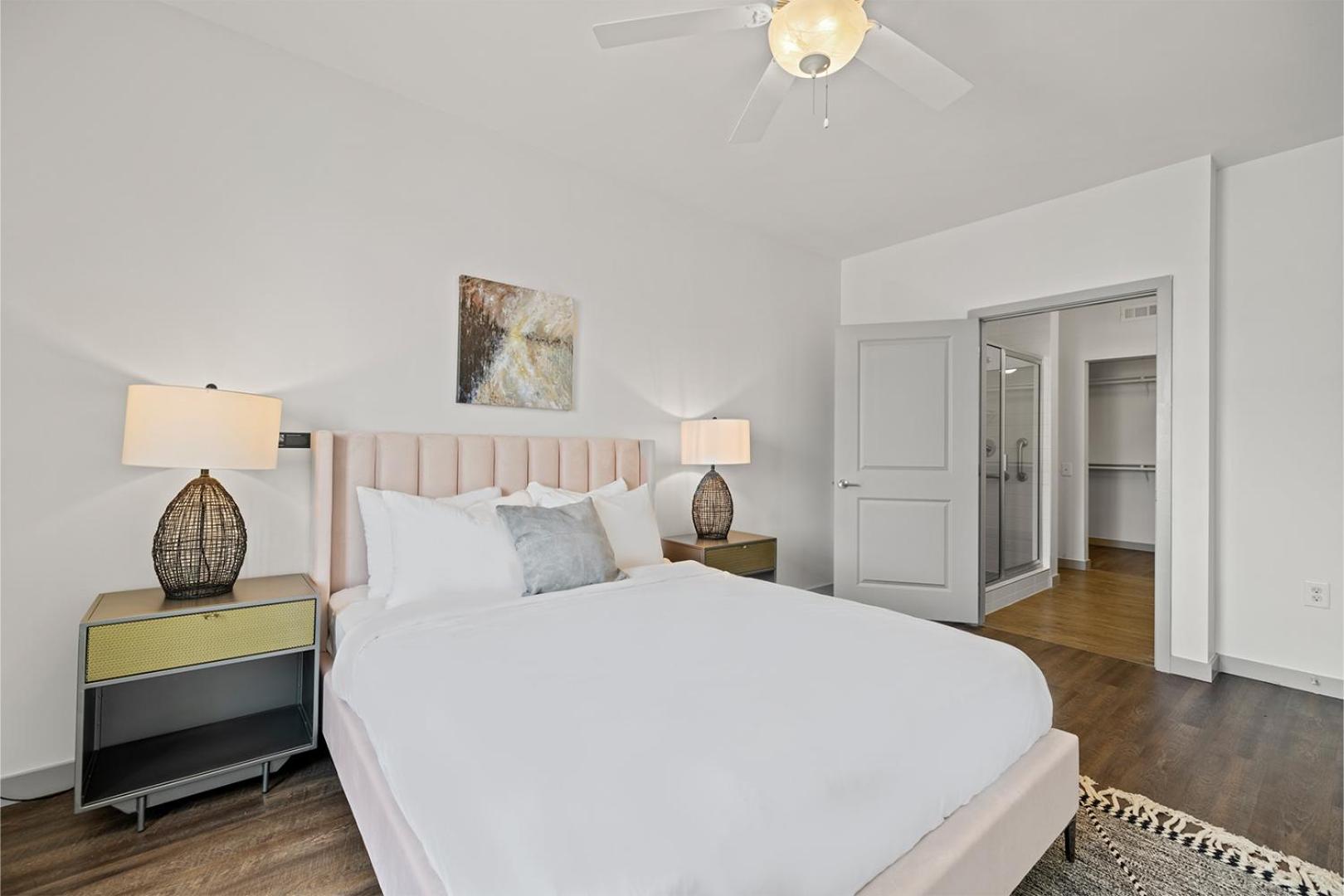 Premium Two Bedroom Apartment Accessible