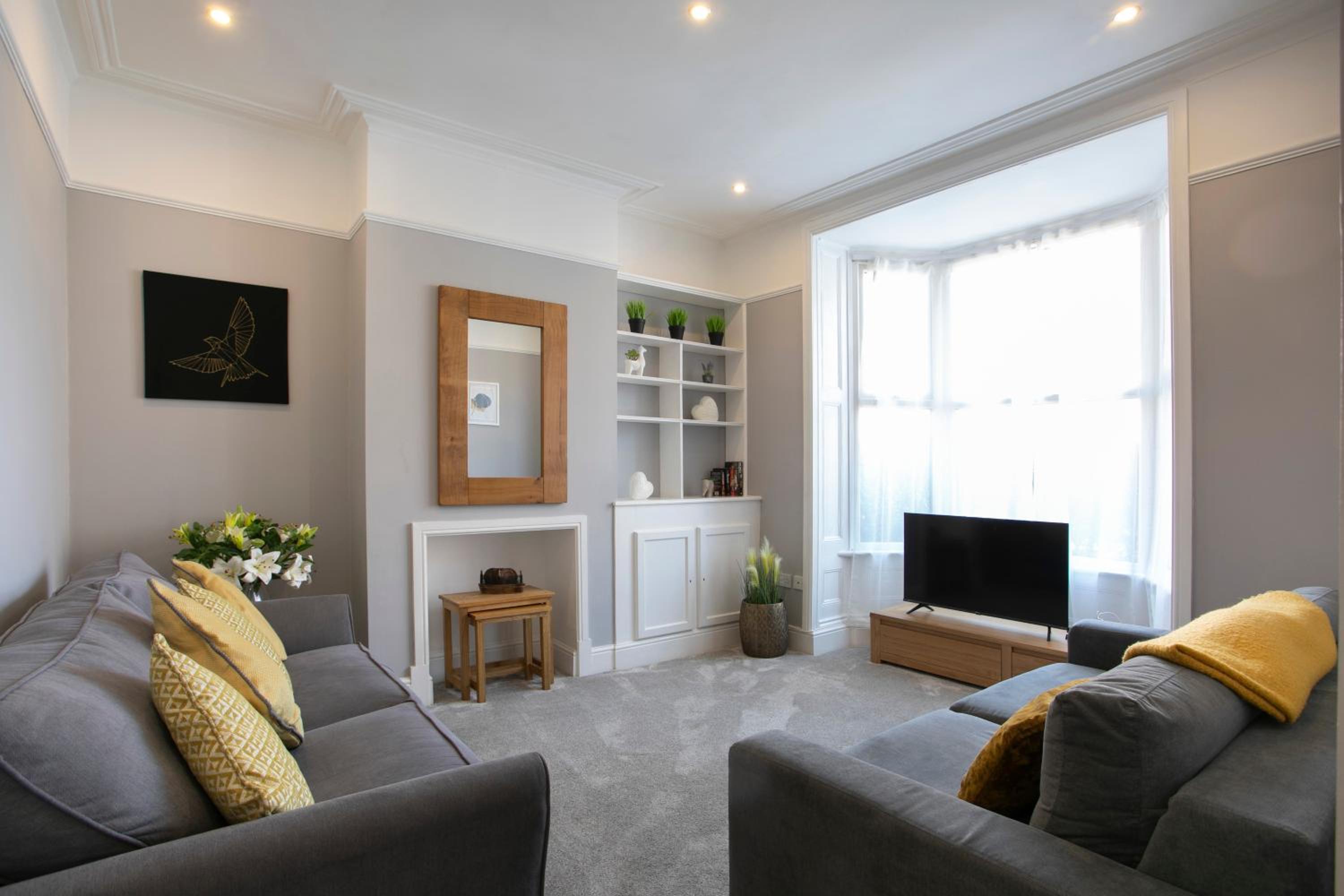 Four-Bedroom House photo 1