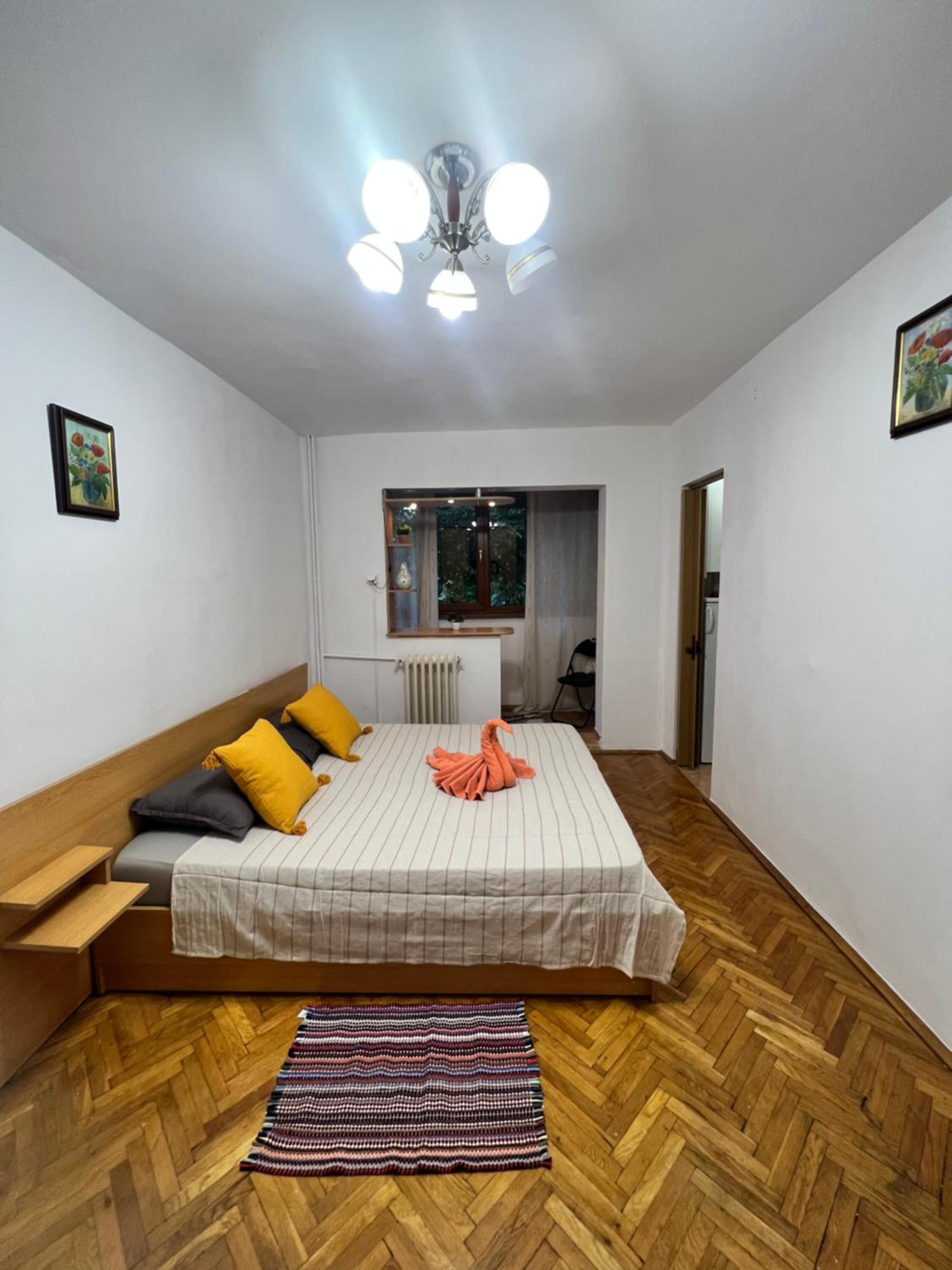 One-Bedroom Apartment - Photo 5