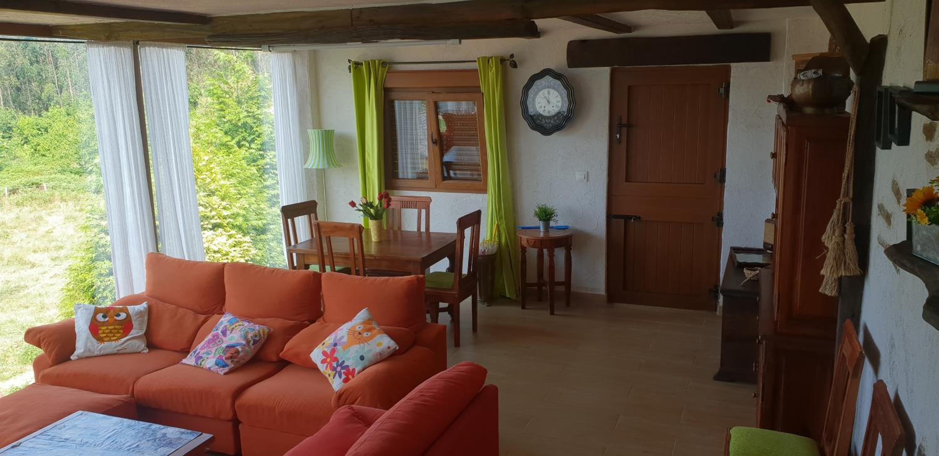 Casa de cuatro habitaciones