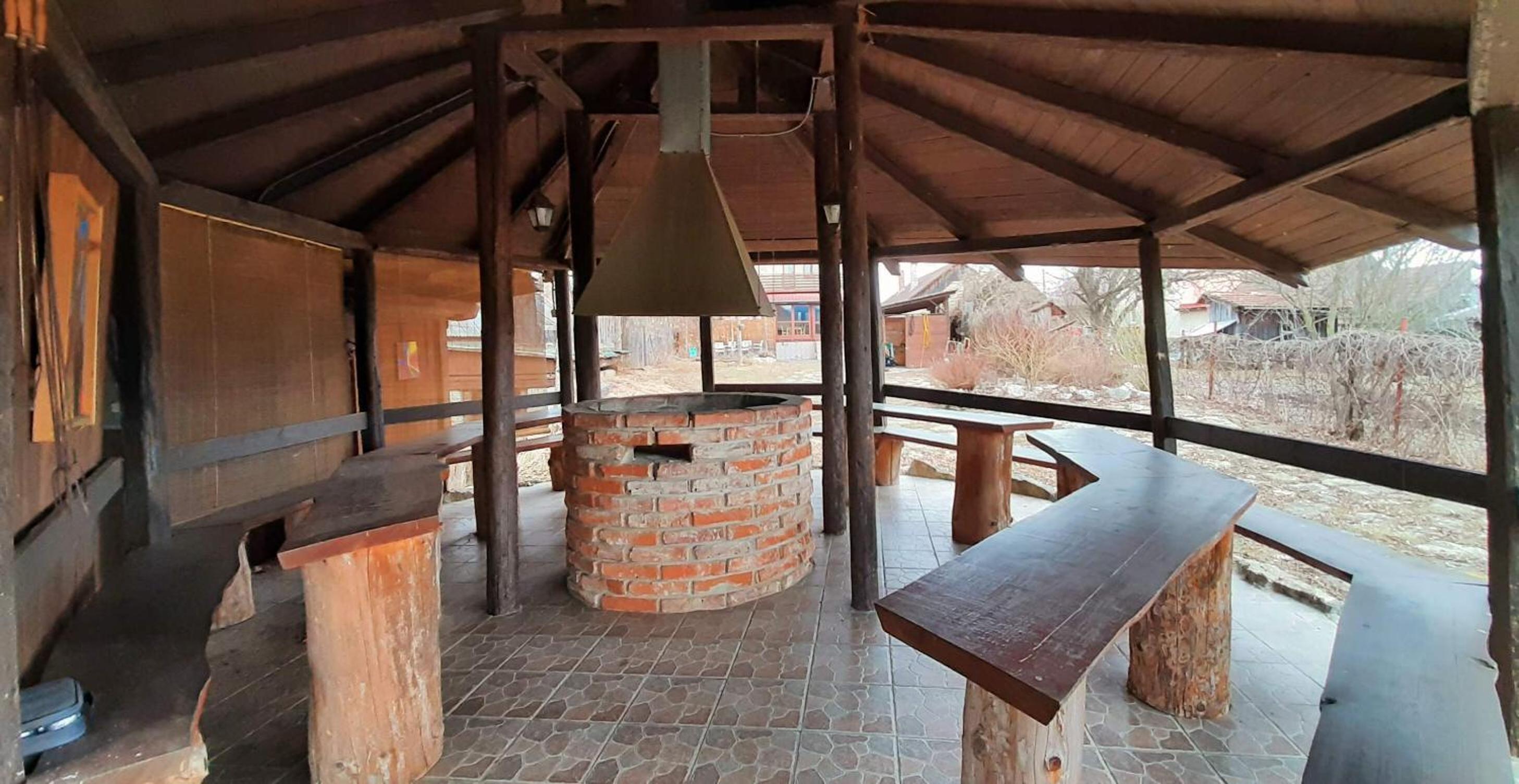 Standard Family Room - Photo 13