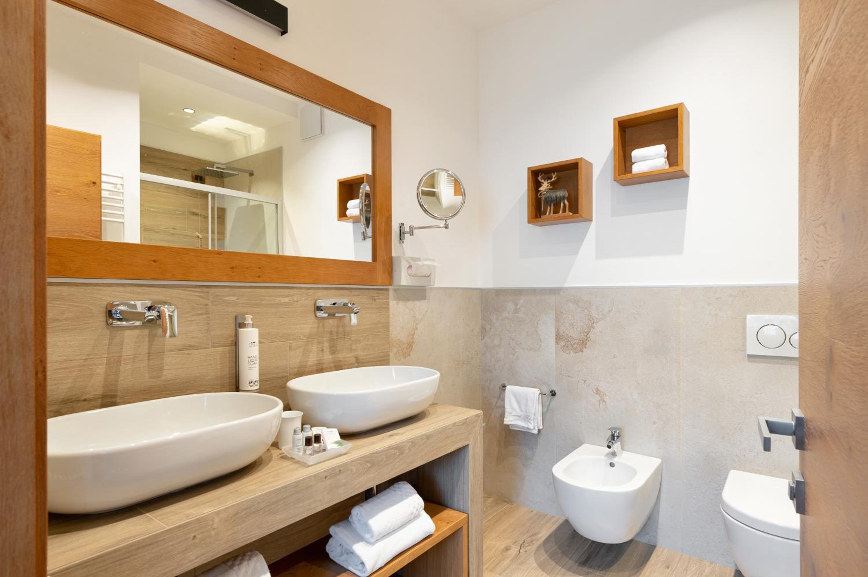 Junior Suite - Photo 15