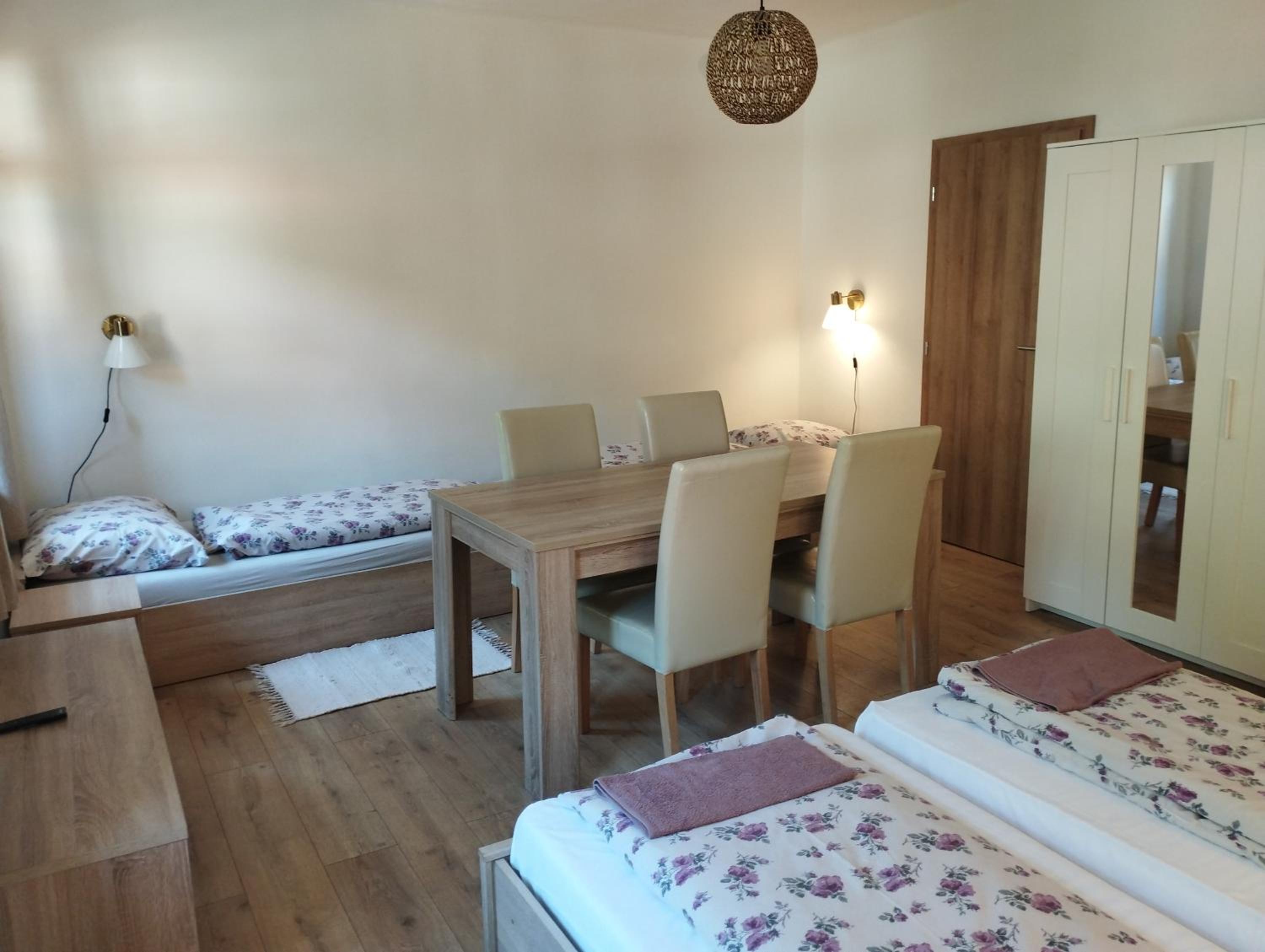 Comfort Quadruple Room - Photo 1