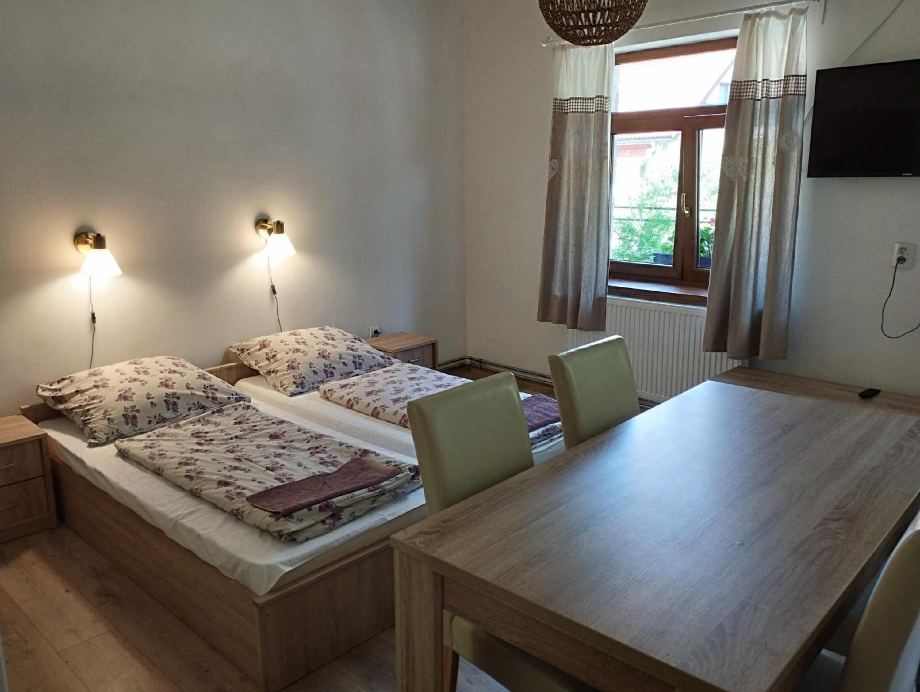 Comfort Quadruple Room - Photo 2