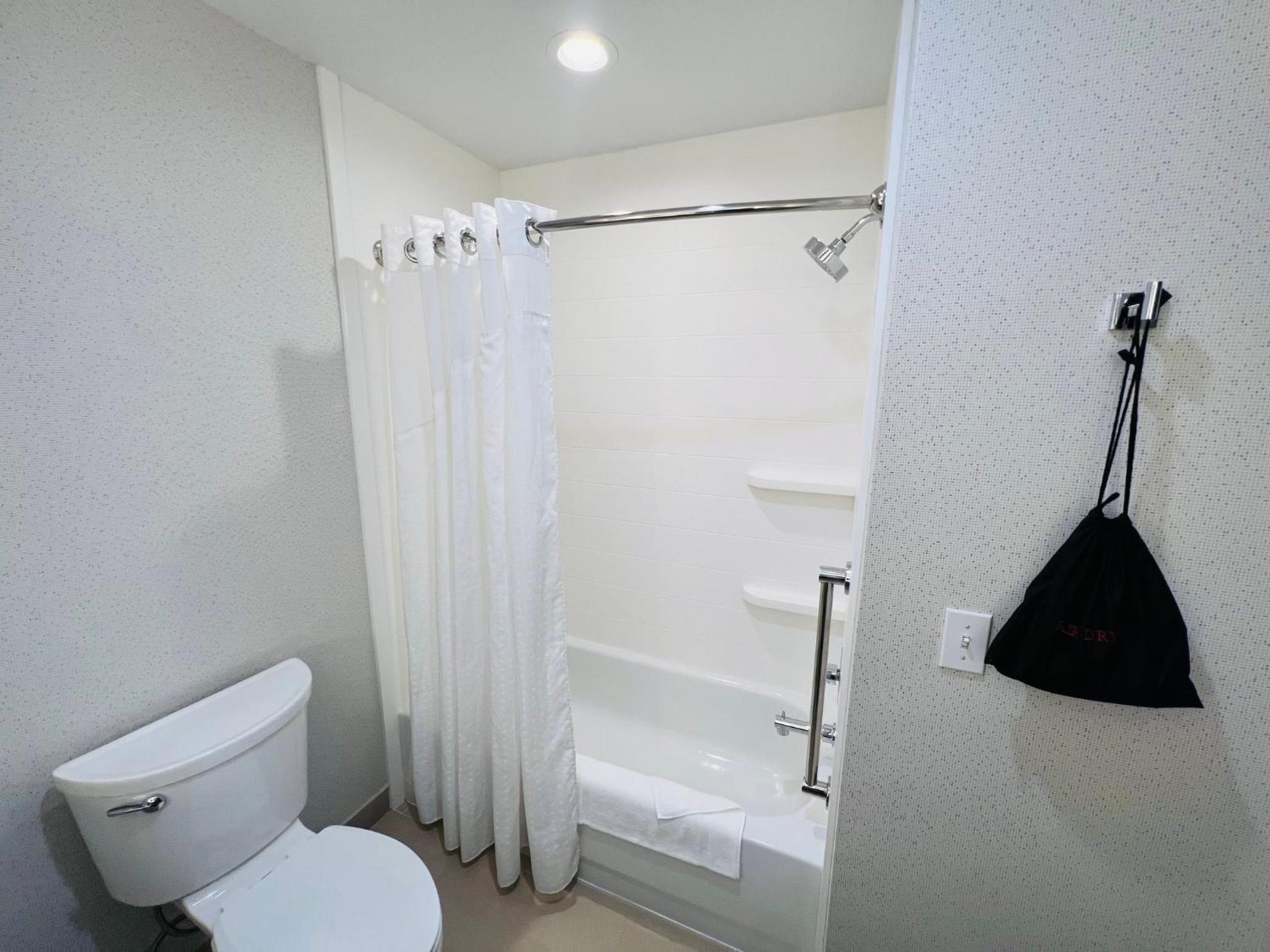 King Room - Disability Access - Photo 2