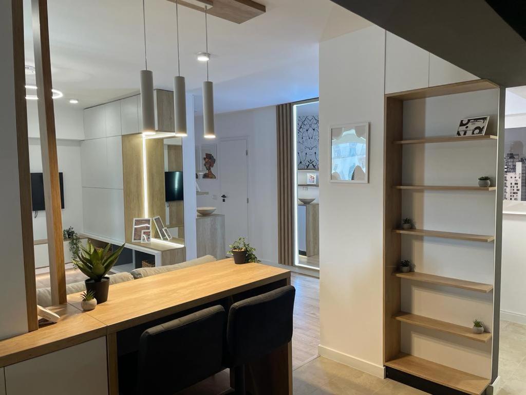 One-Bedroom Apartment - Photo 2