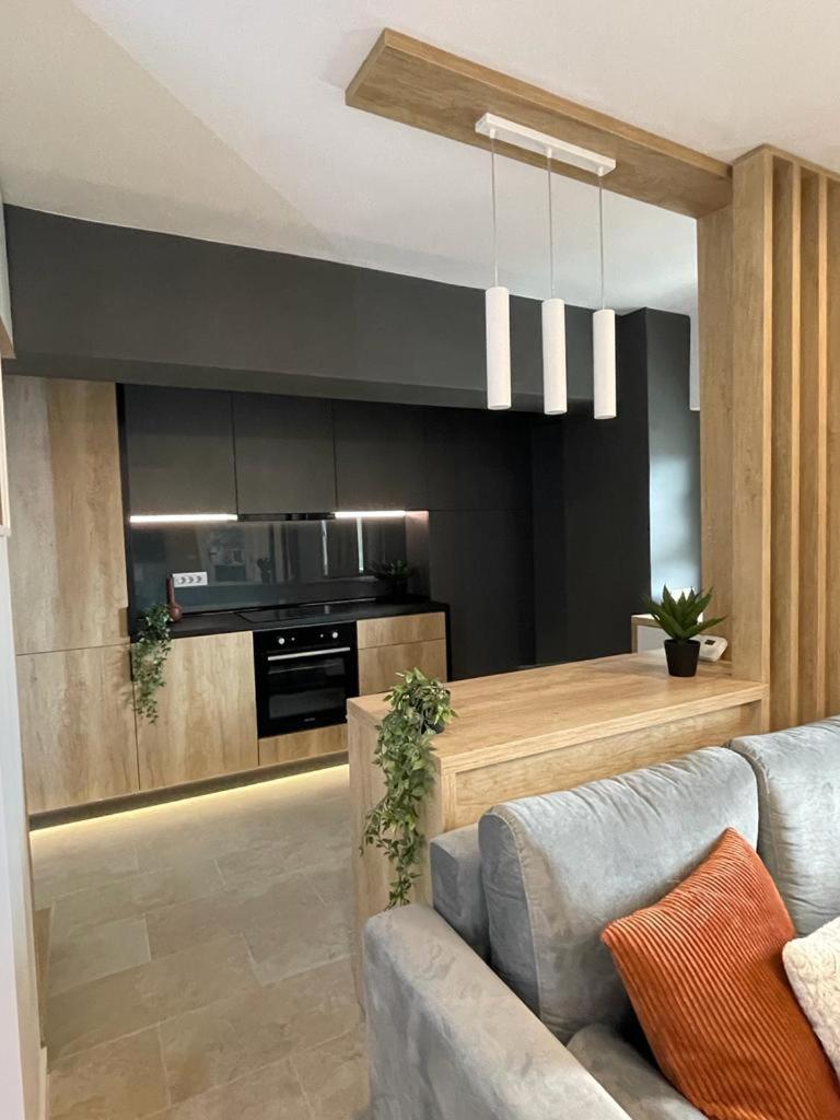 One-Bedroom Apartment - Photo 24