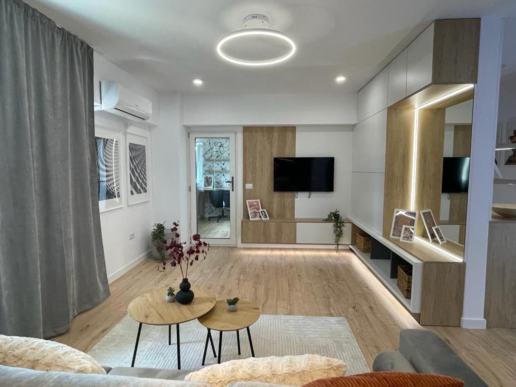 One-Bedroom Apartment - Photo 25