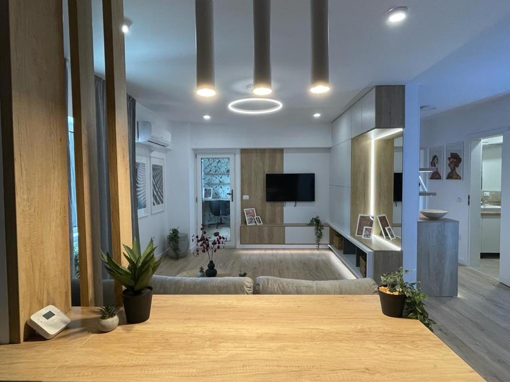 One-Bedroom Apartment - Photo 27