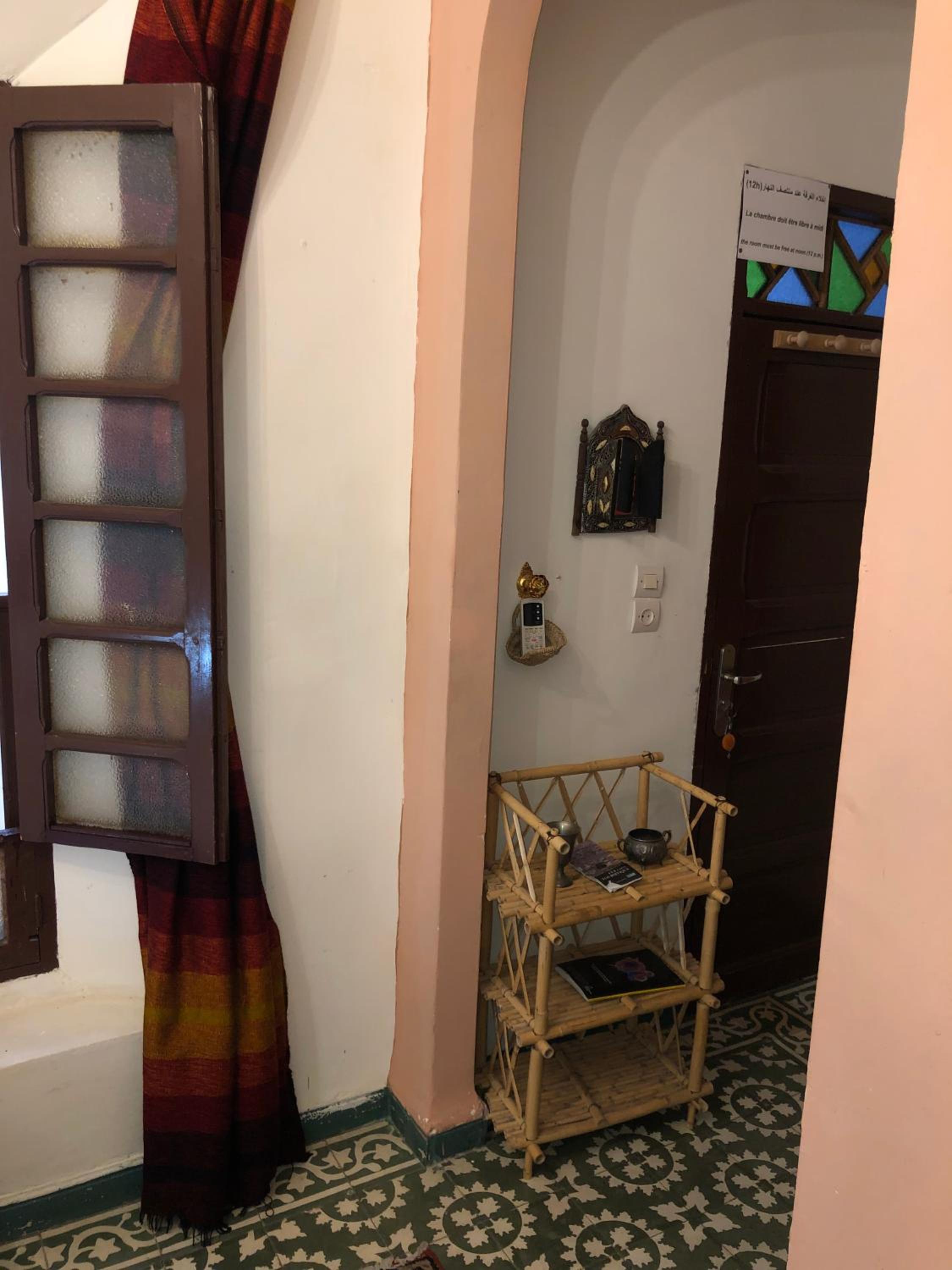 Double Room with Shower - Photo 3