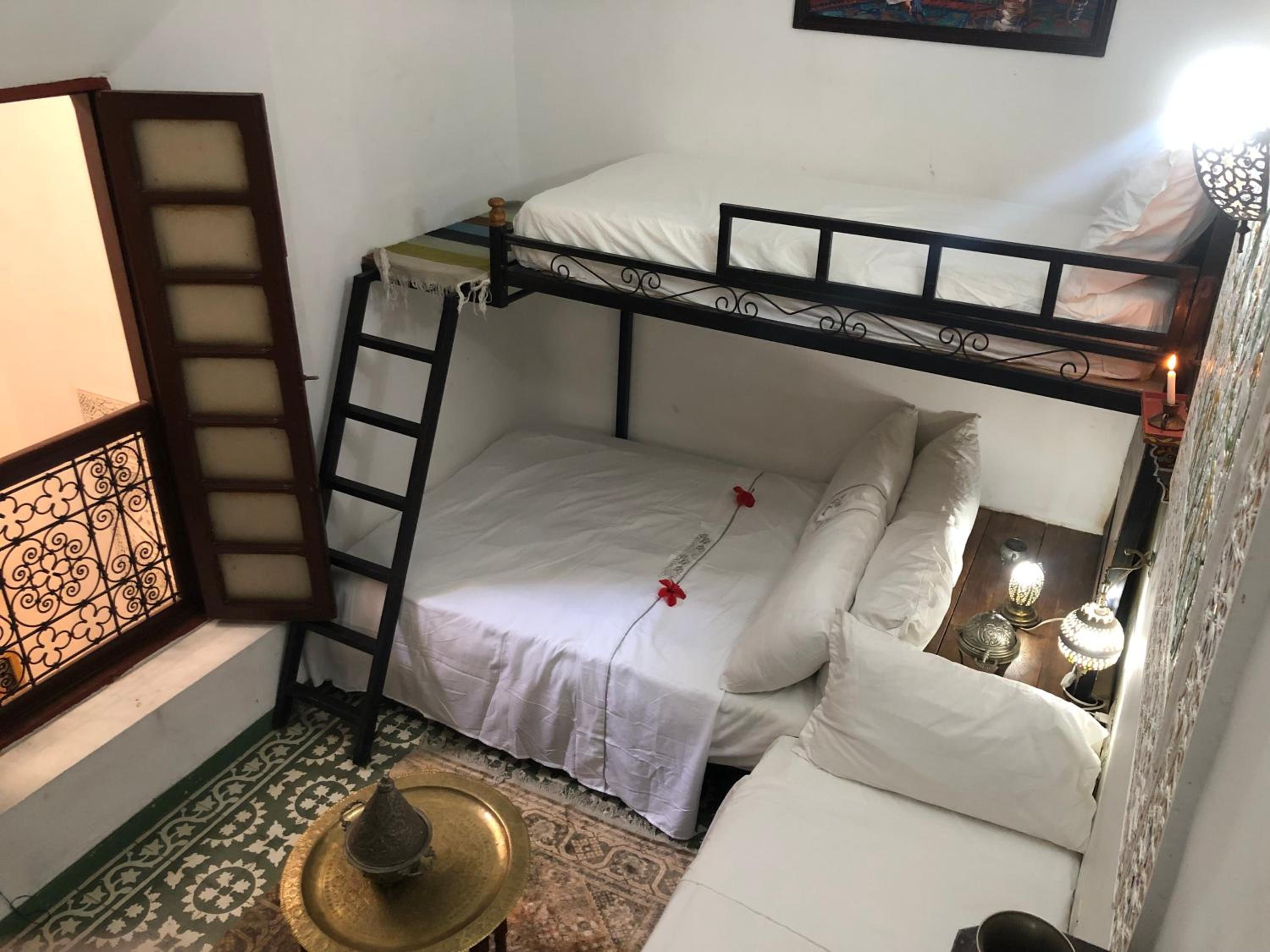 Quadruple Room - Photo 8