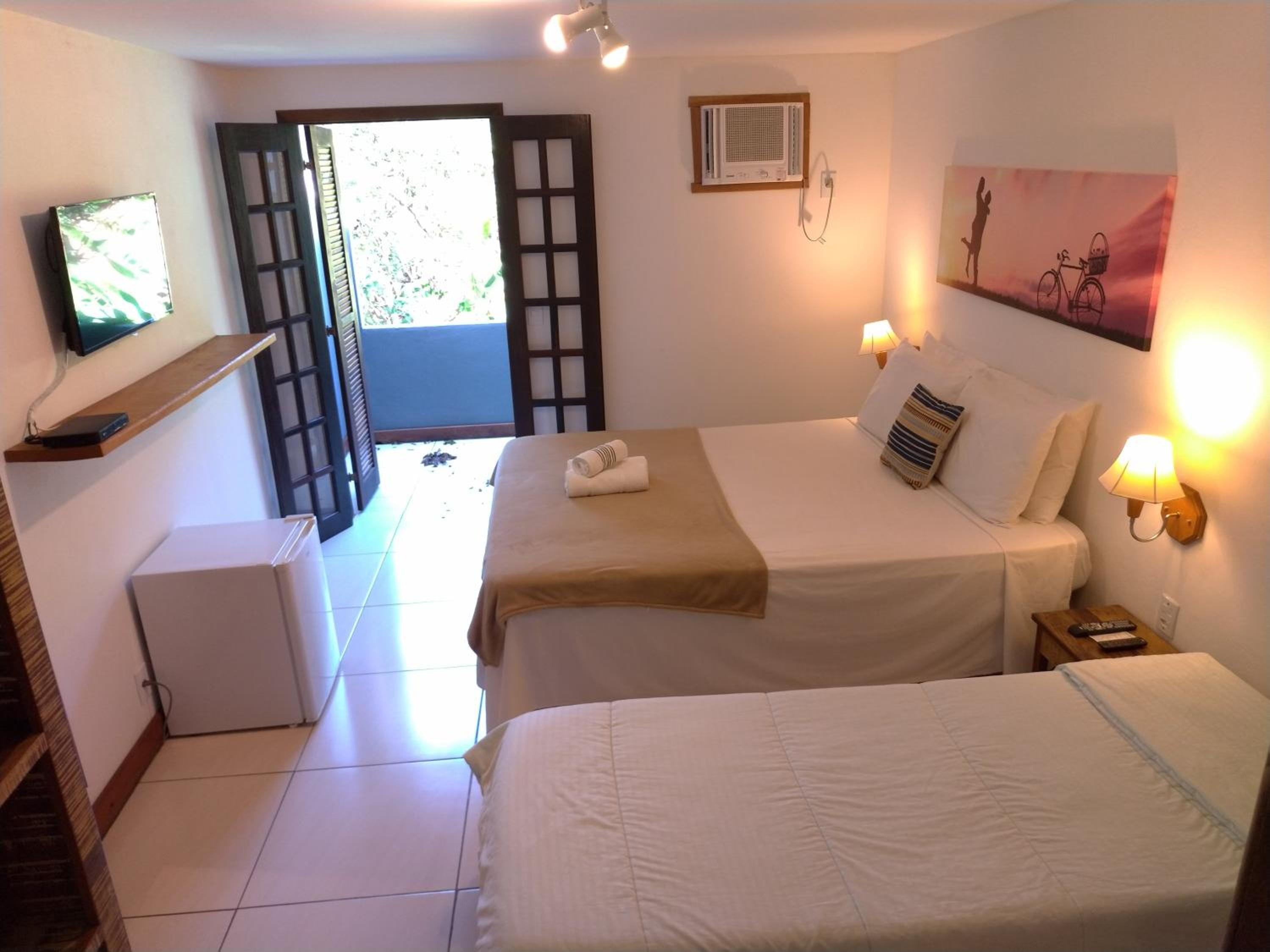 Triple Room with Balcony - Photo 3