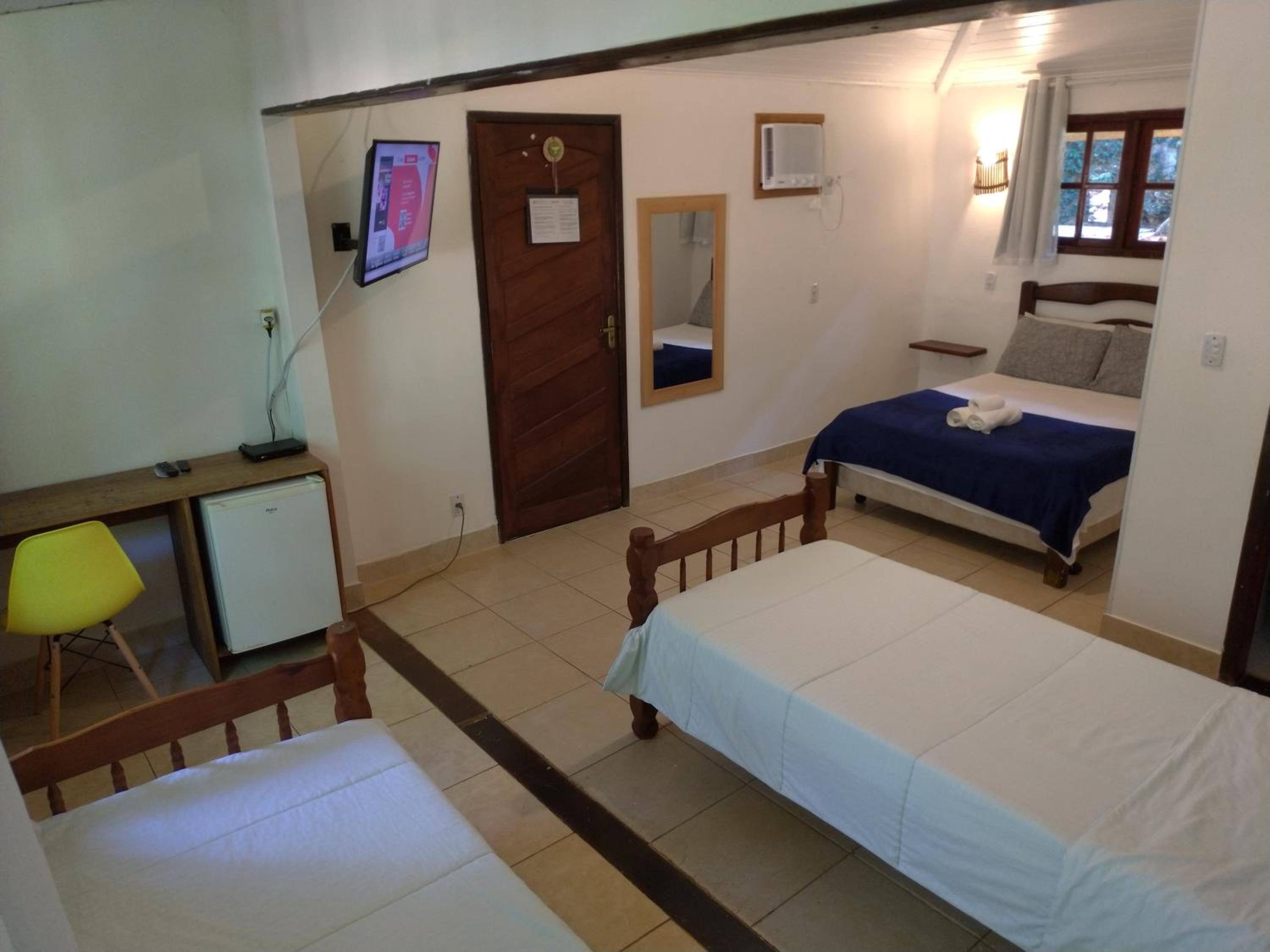Classic Quadruple Room - Photo 1