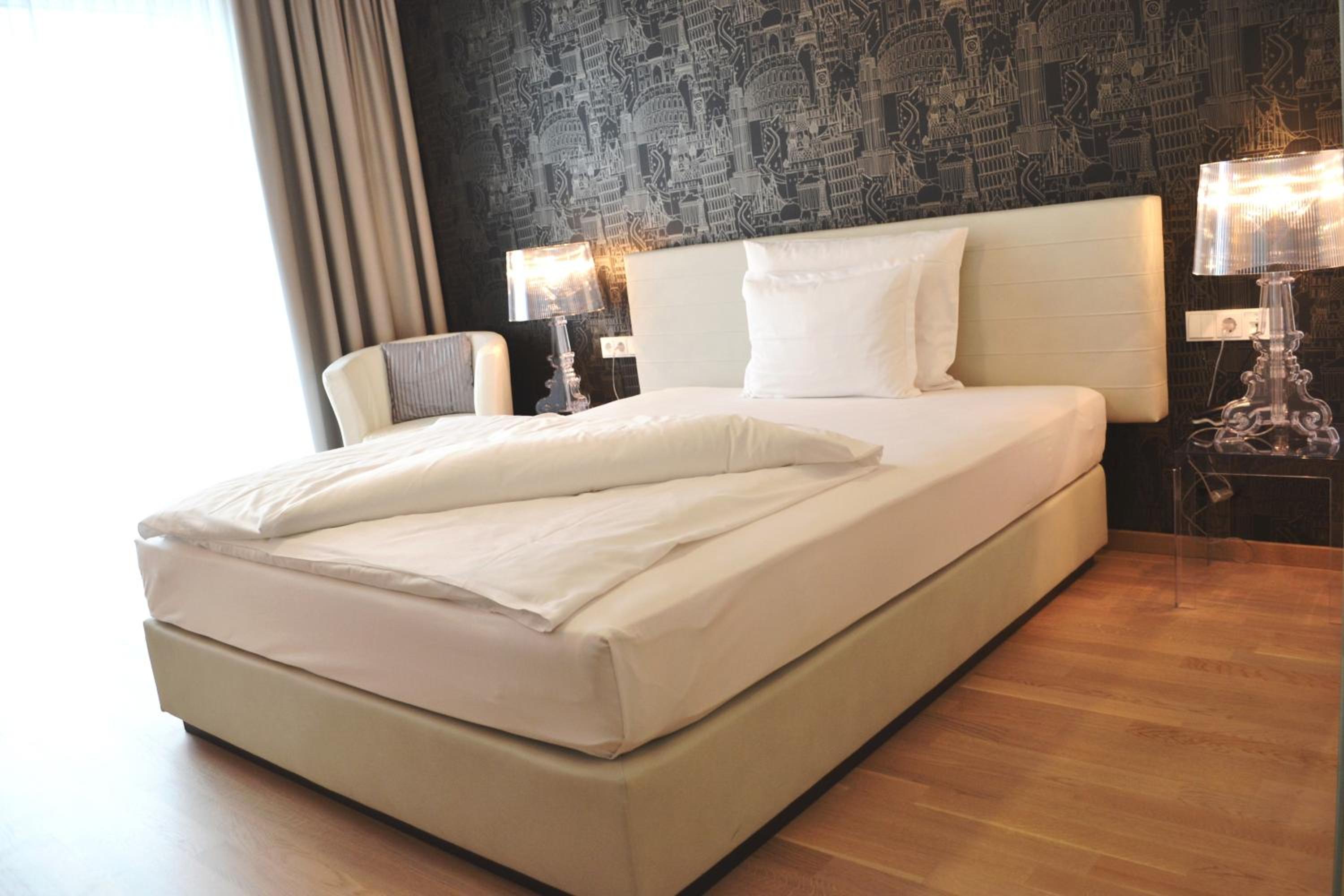 Premium Double or Twin Room with Balcony - Photo 1