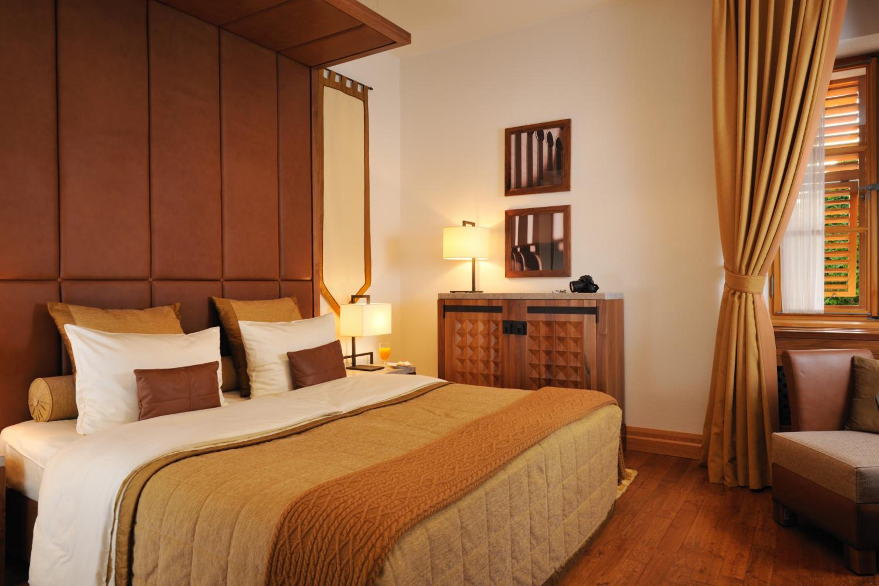 Special Offer - Double Room with Romantic Weekend Package photo 1