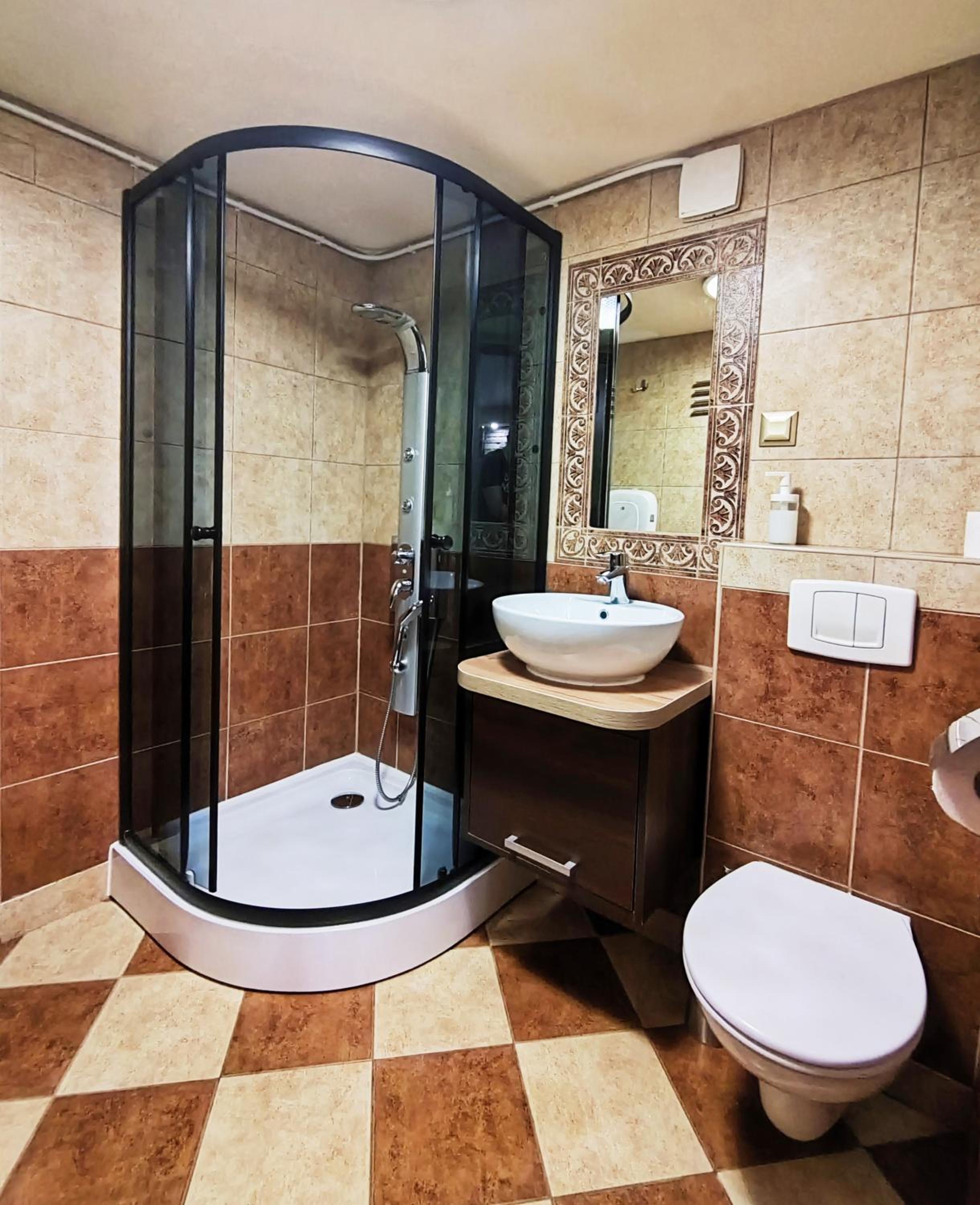 Quadruple Room - Photo 4