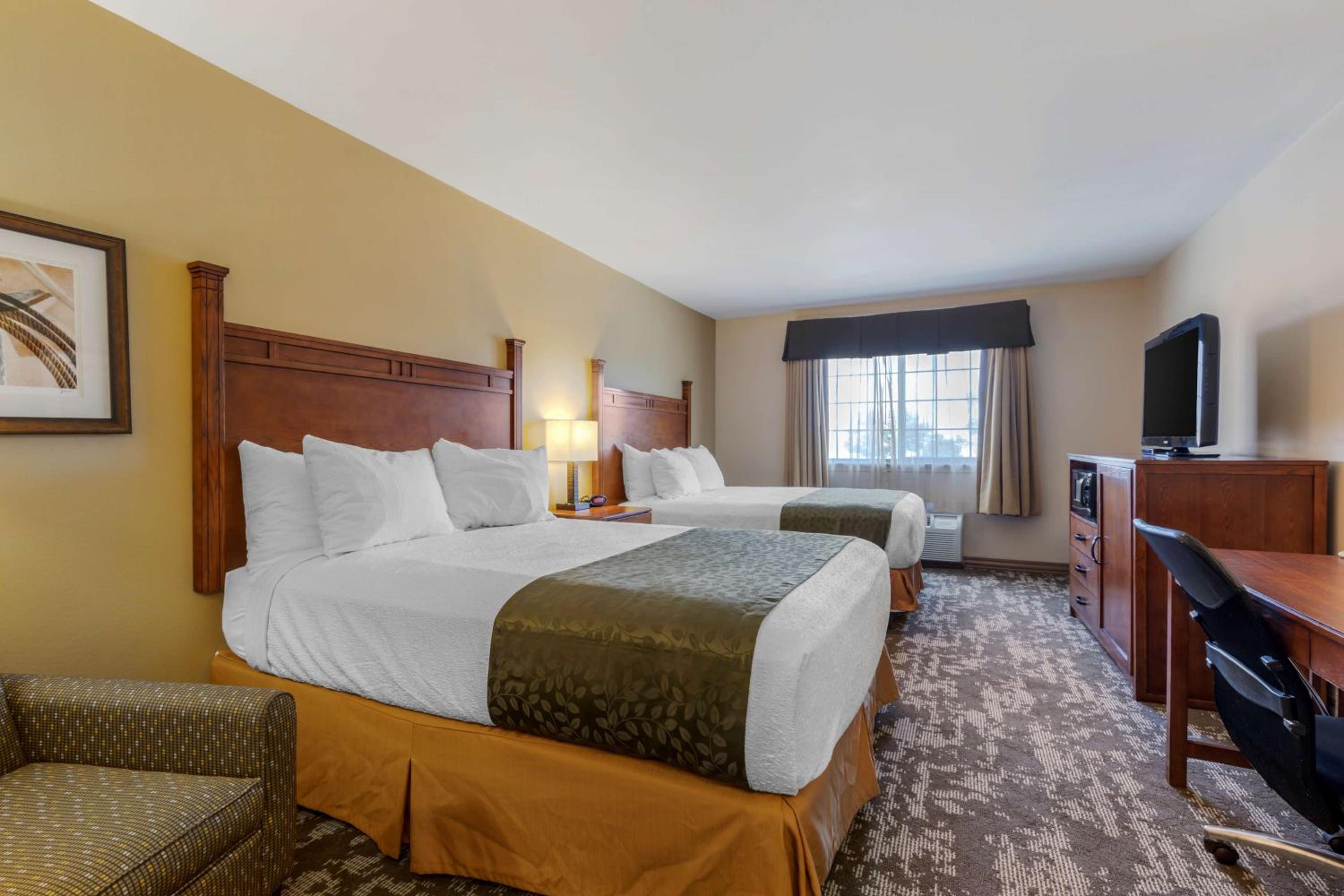 Queen Room with Two Queen Beds - Communication Assistance/Non-Smoking