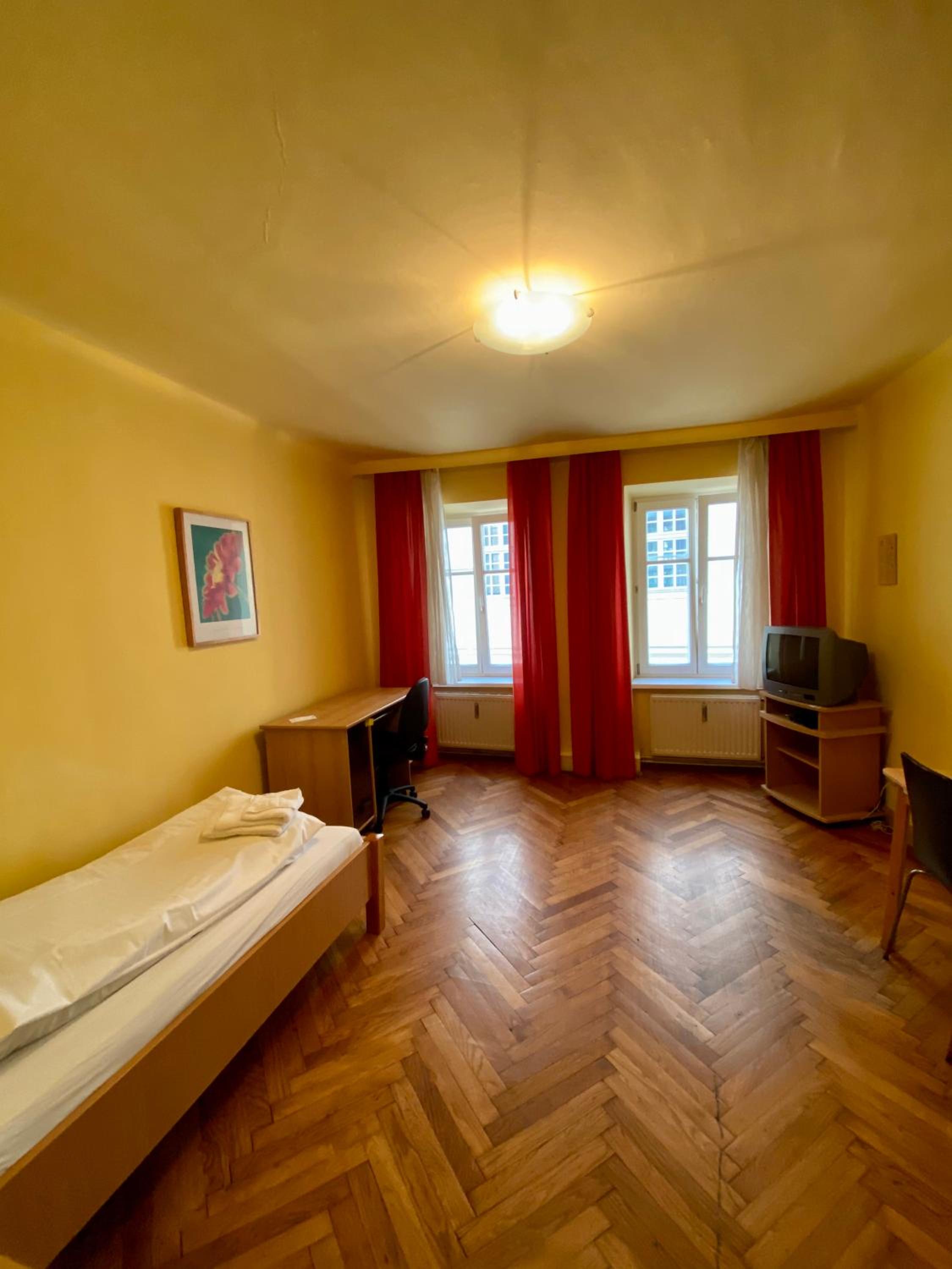 1-Room-Apartment for 1 Person