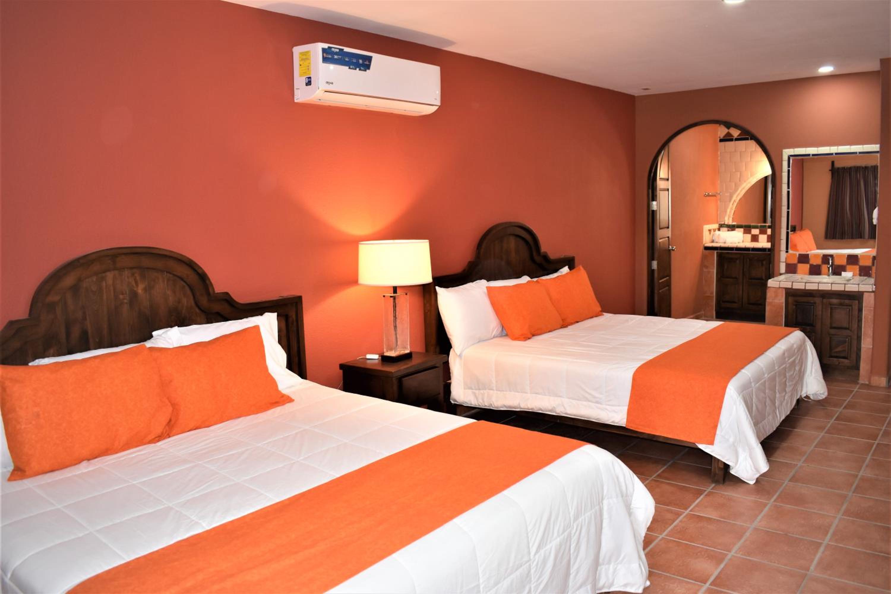 Deluxe Double Room with Shower