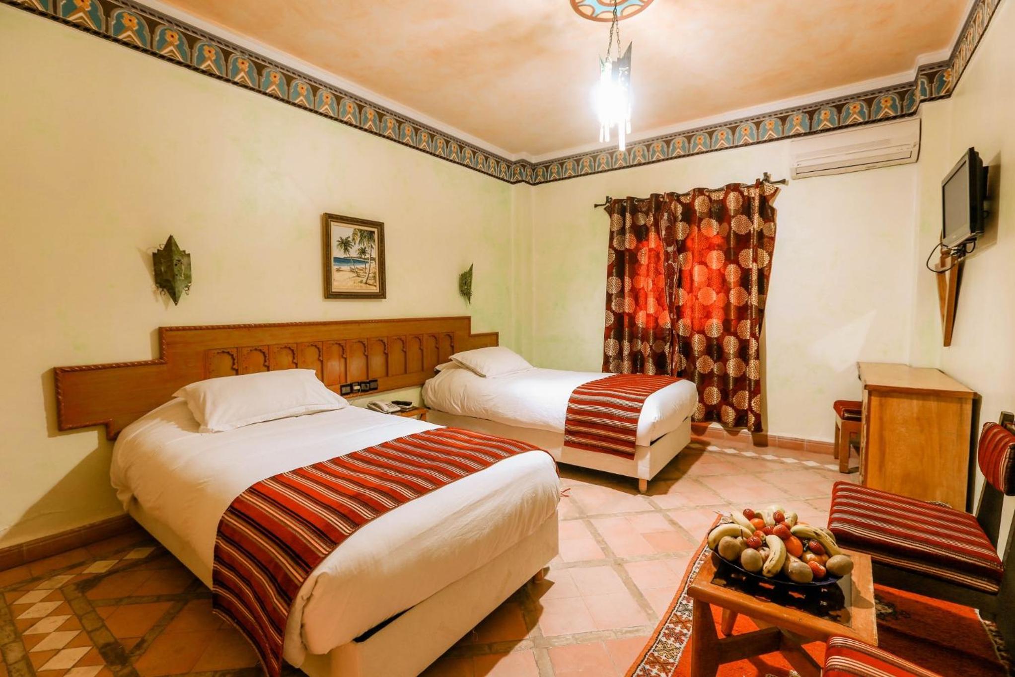 Standard Double or Twin Room photo 3