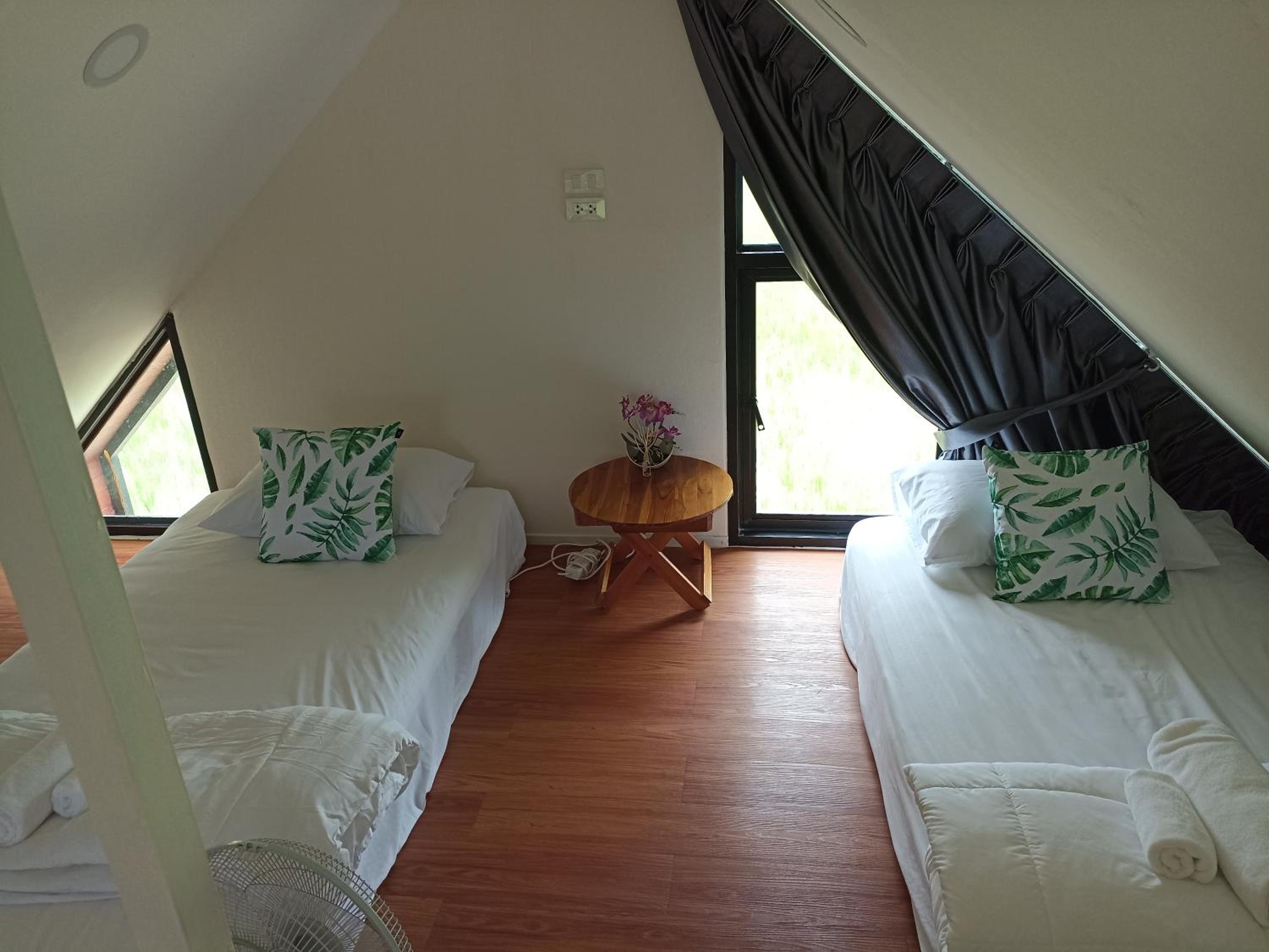 Standard Queen Room - Photo 4