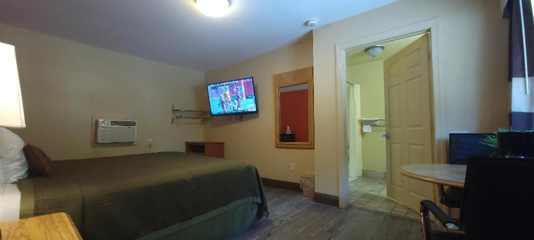 King Room - Disability Access photo 1