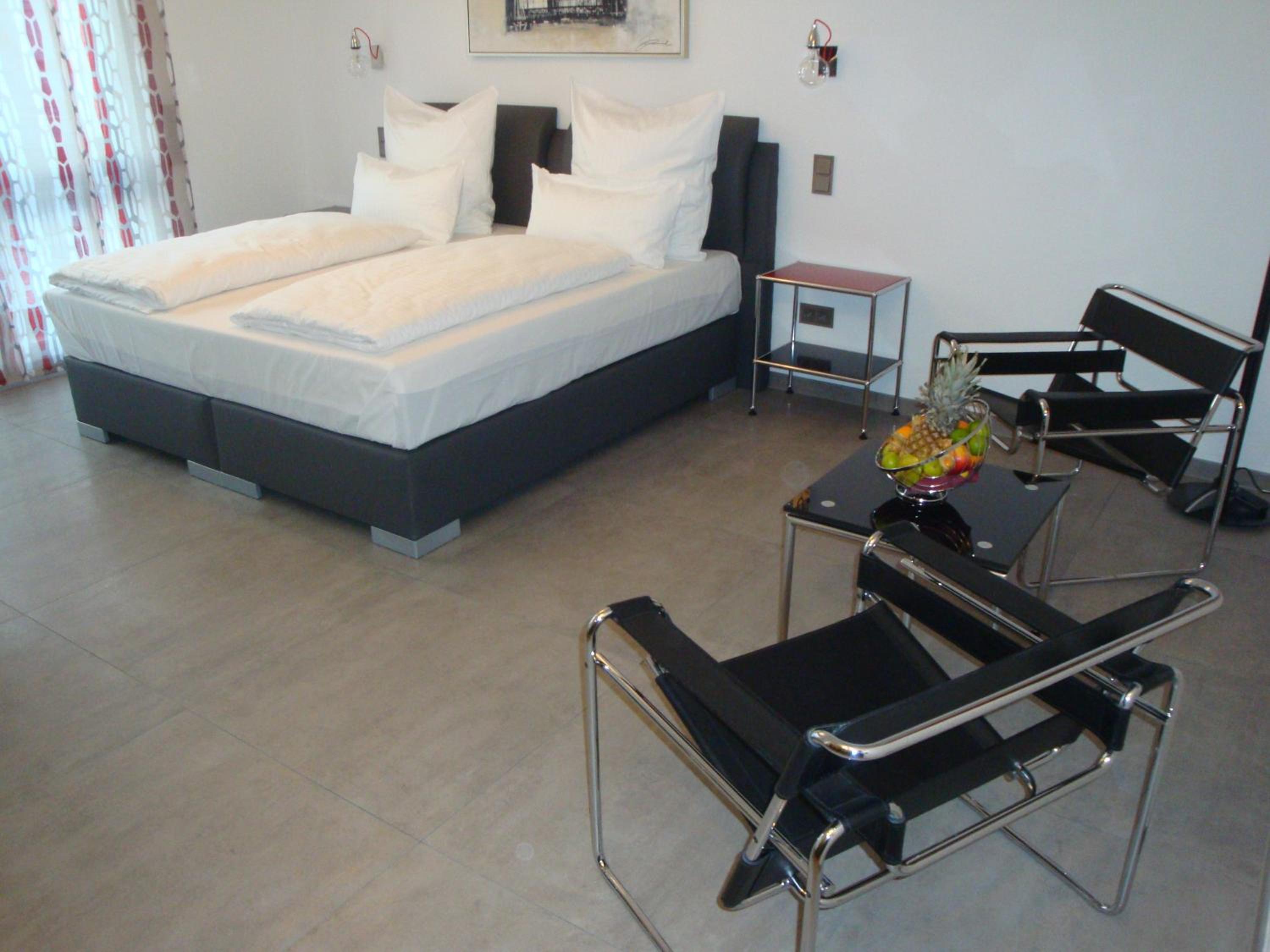 Deluxe Junior Suite photo 3