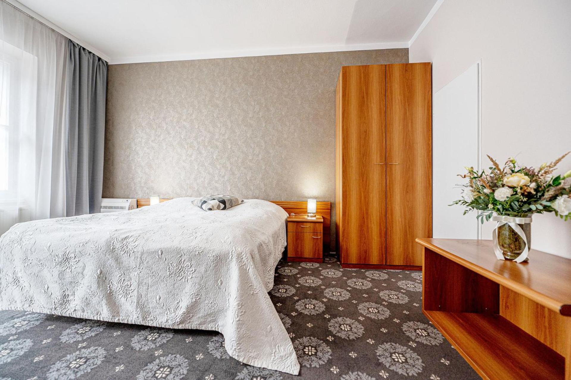Double or Twin Room with Shower photo 1