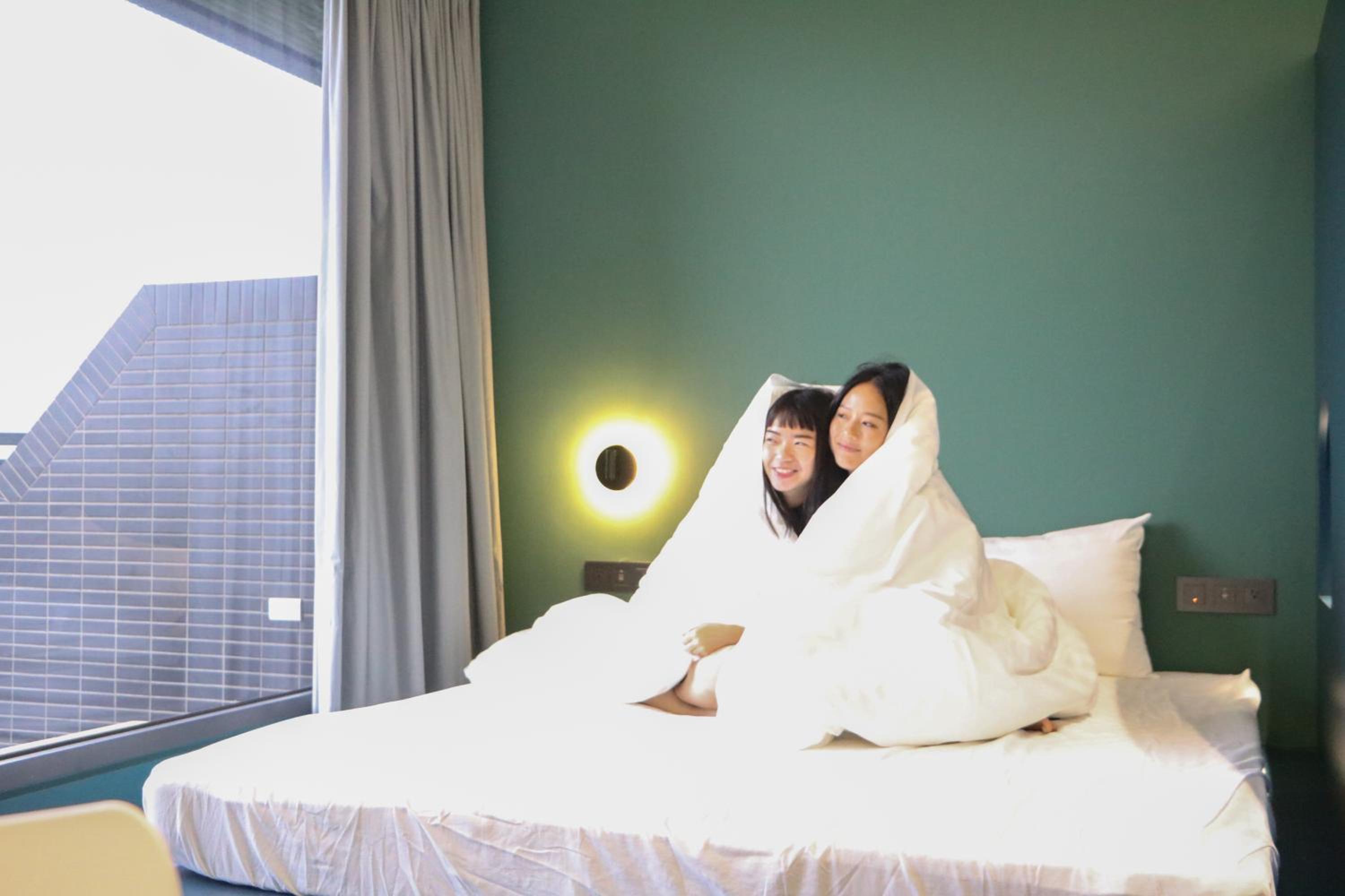 Six People Suite - Photo 3