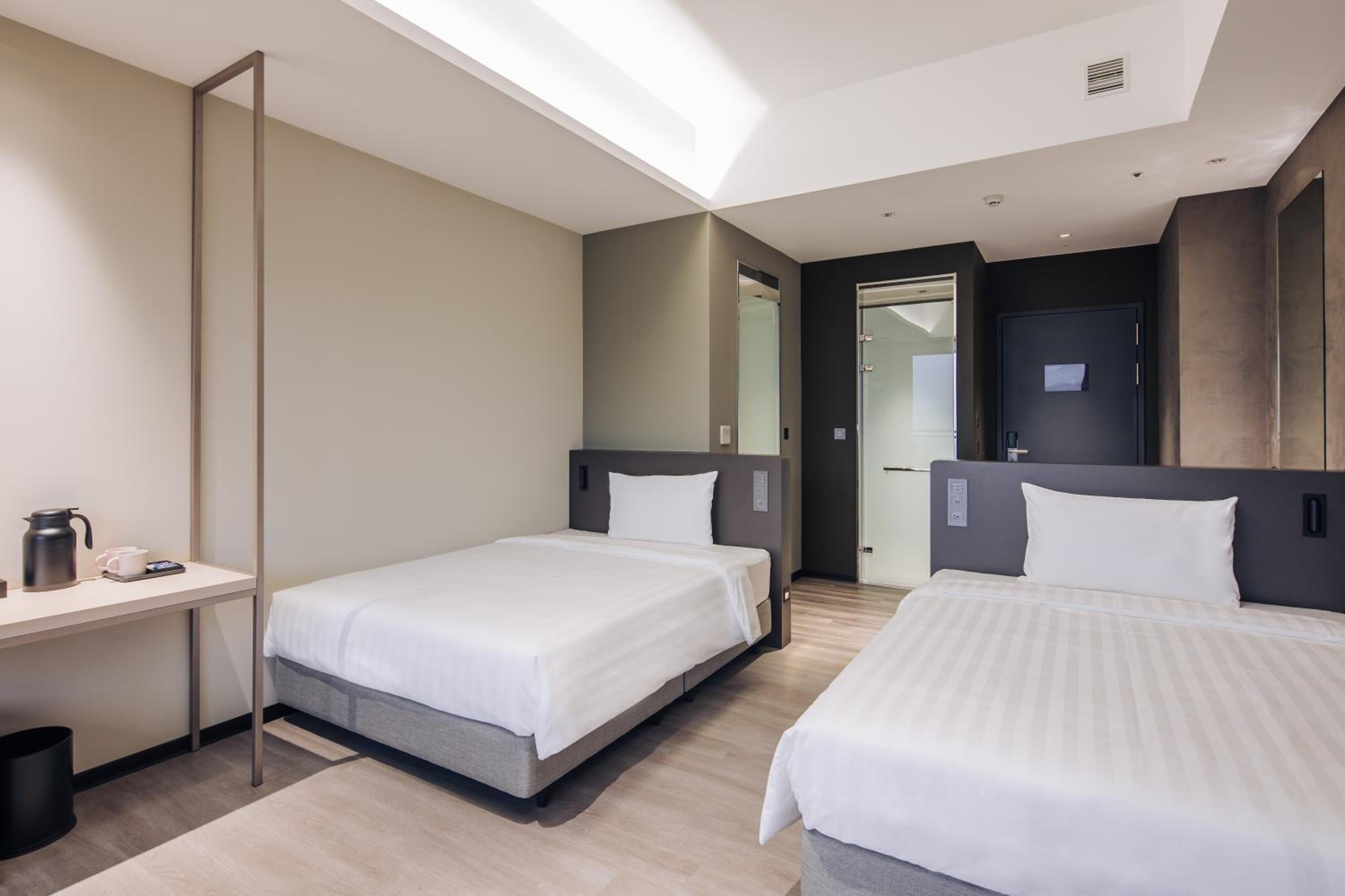 Superior Twin Room - Photo 2