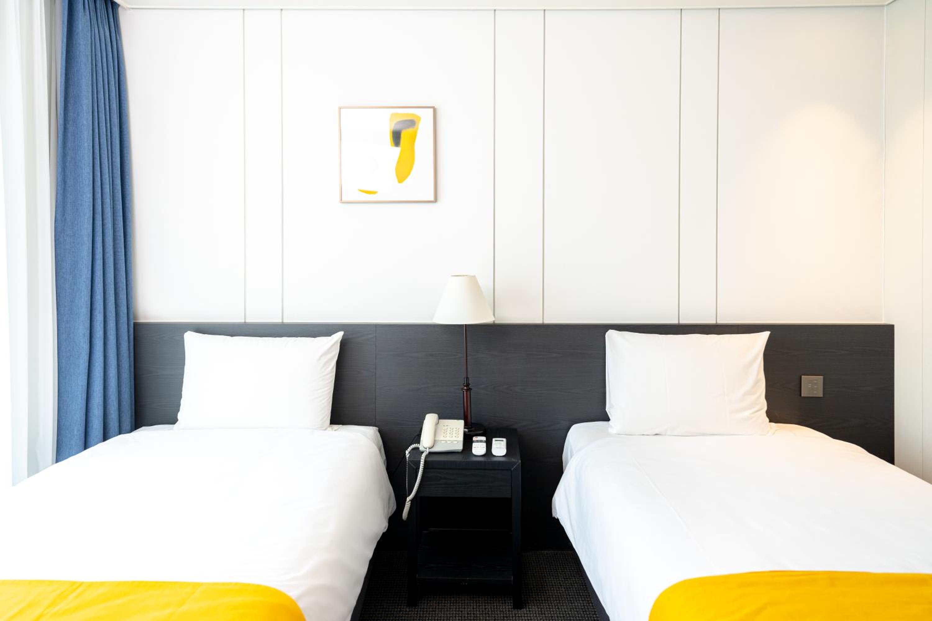 Standard Twin Room - Photo 1