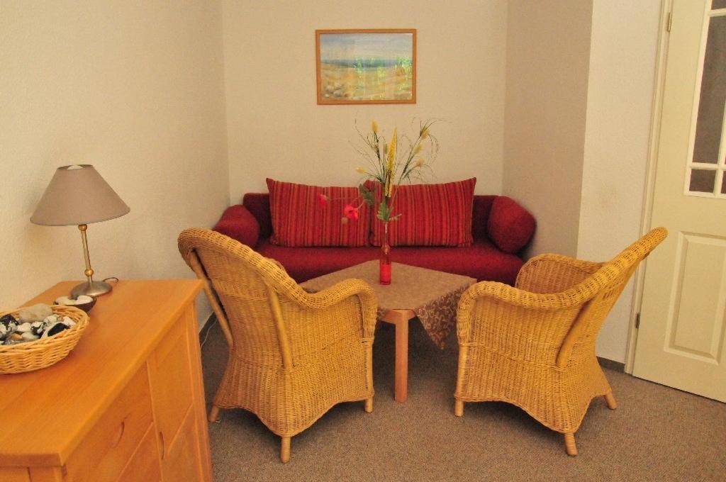 Apartment with Balcony photo 1
