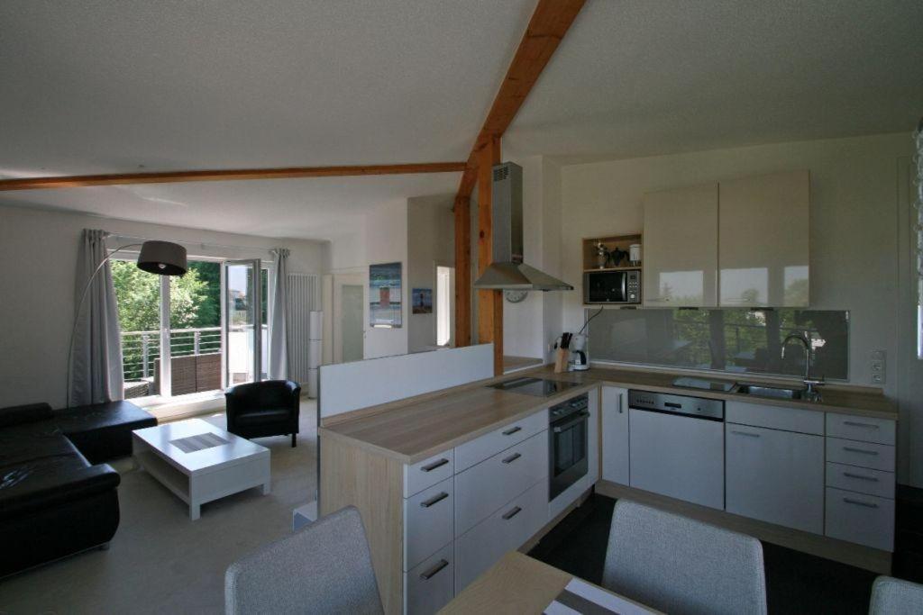 Apartment with Sea View photo 2