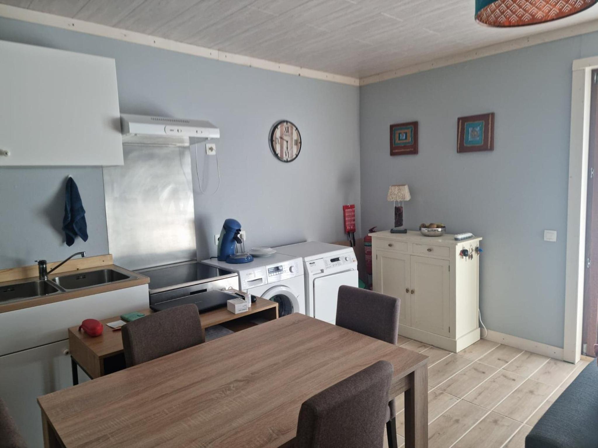 One-Bedroom Apartment - Photo 5