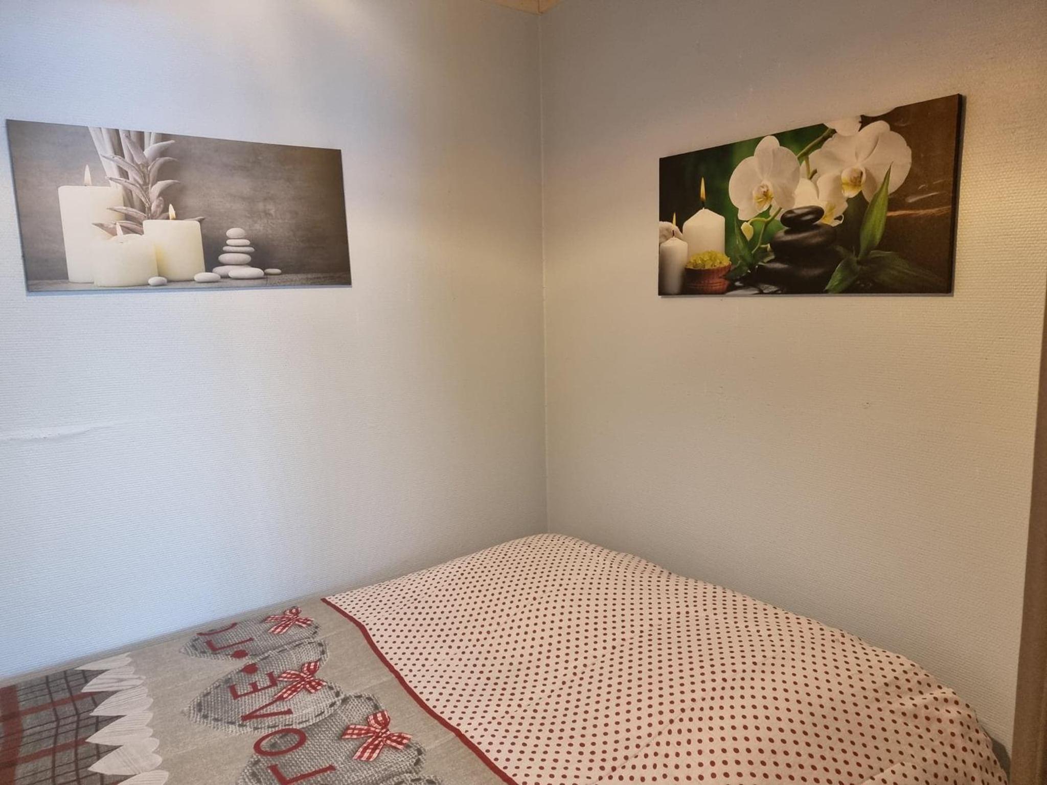 One-Bedroom Apartment - Photo 6