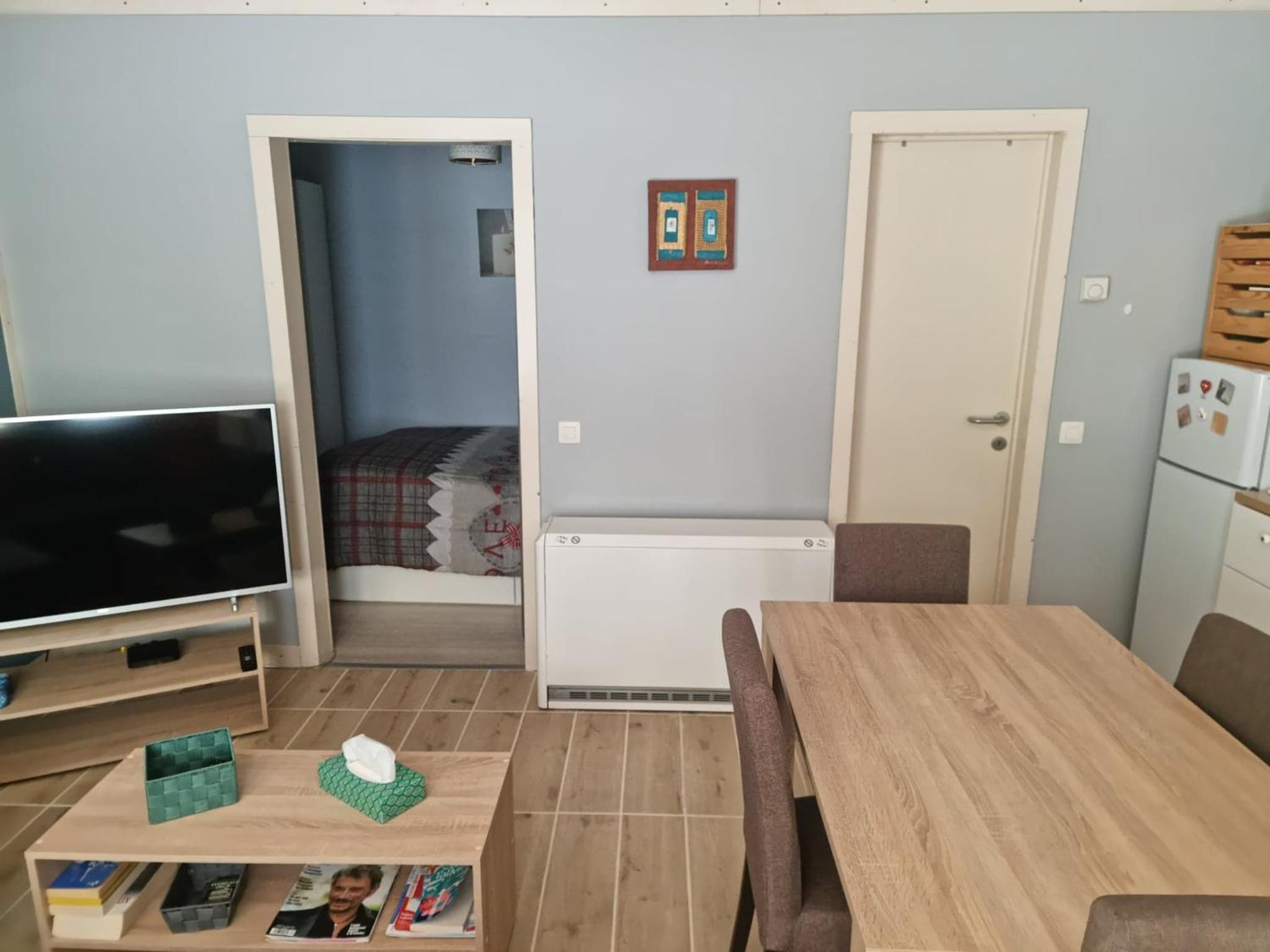 One-Bedroom Apartment - Photo 7