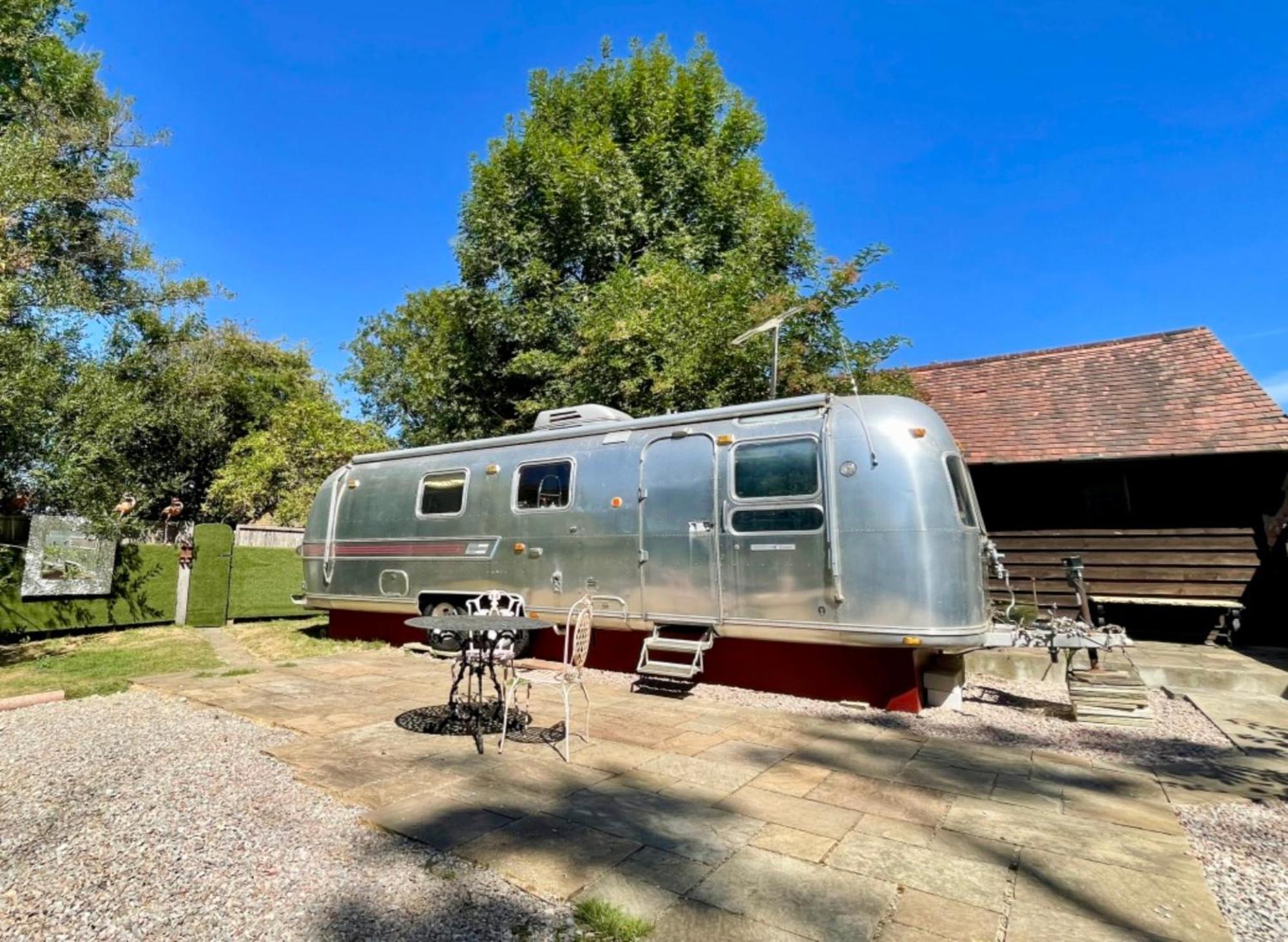 Mobile Home photo 2
