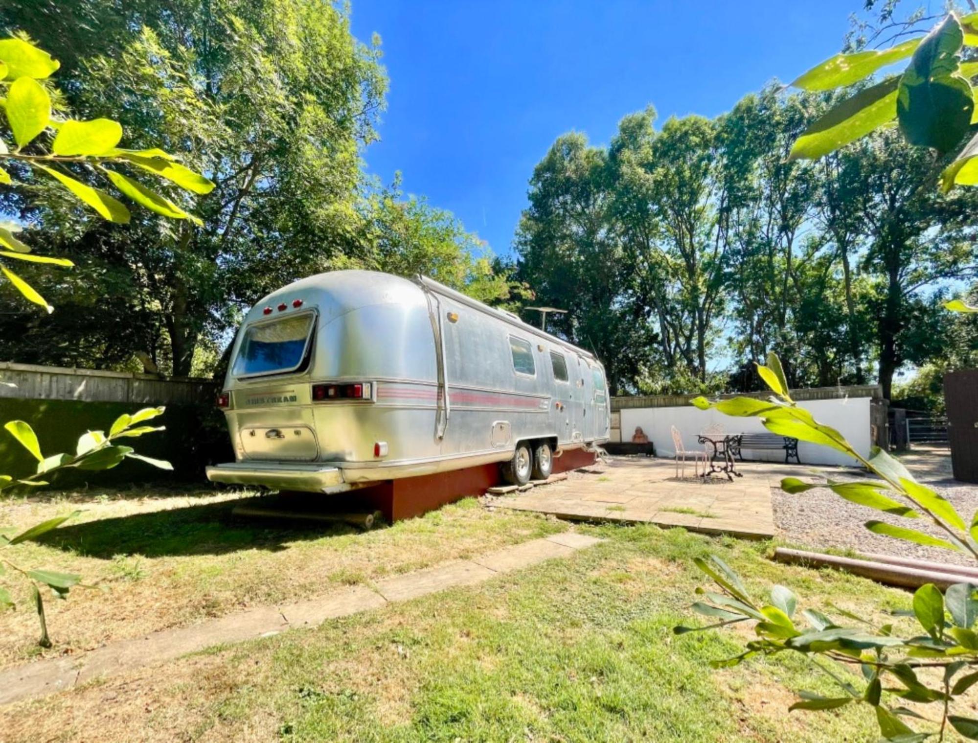 Mobile Home photo 3